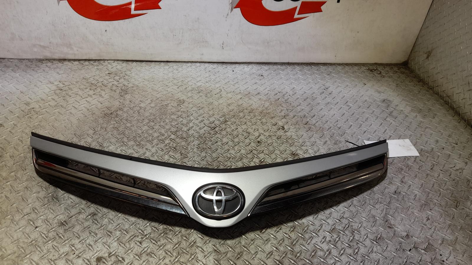 View Auto part Grille Toyota Tarago 2011