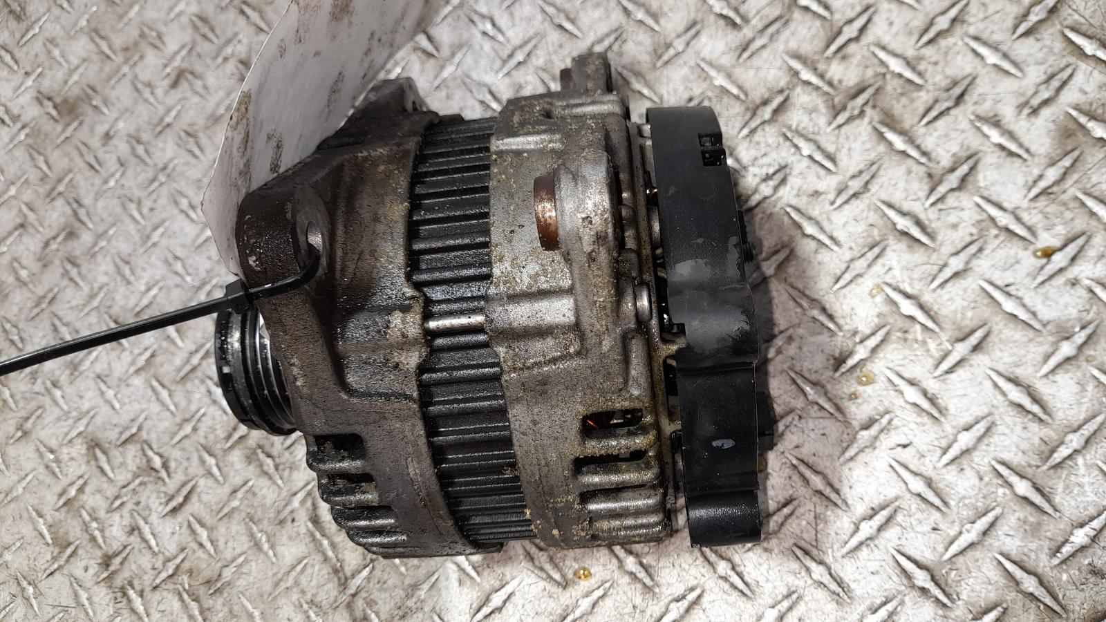 View Auto part Alternator Audi Q7 2014