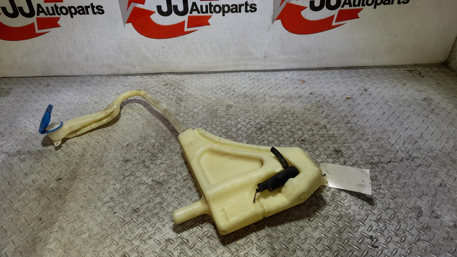 View Auto part Washer Bottle Audi Q7 2014