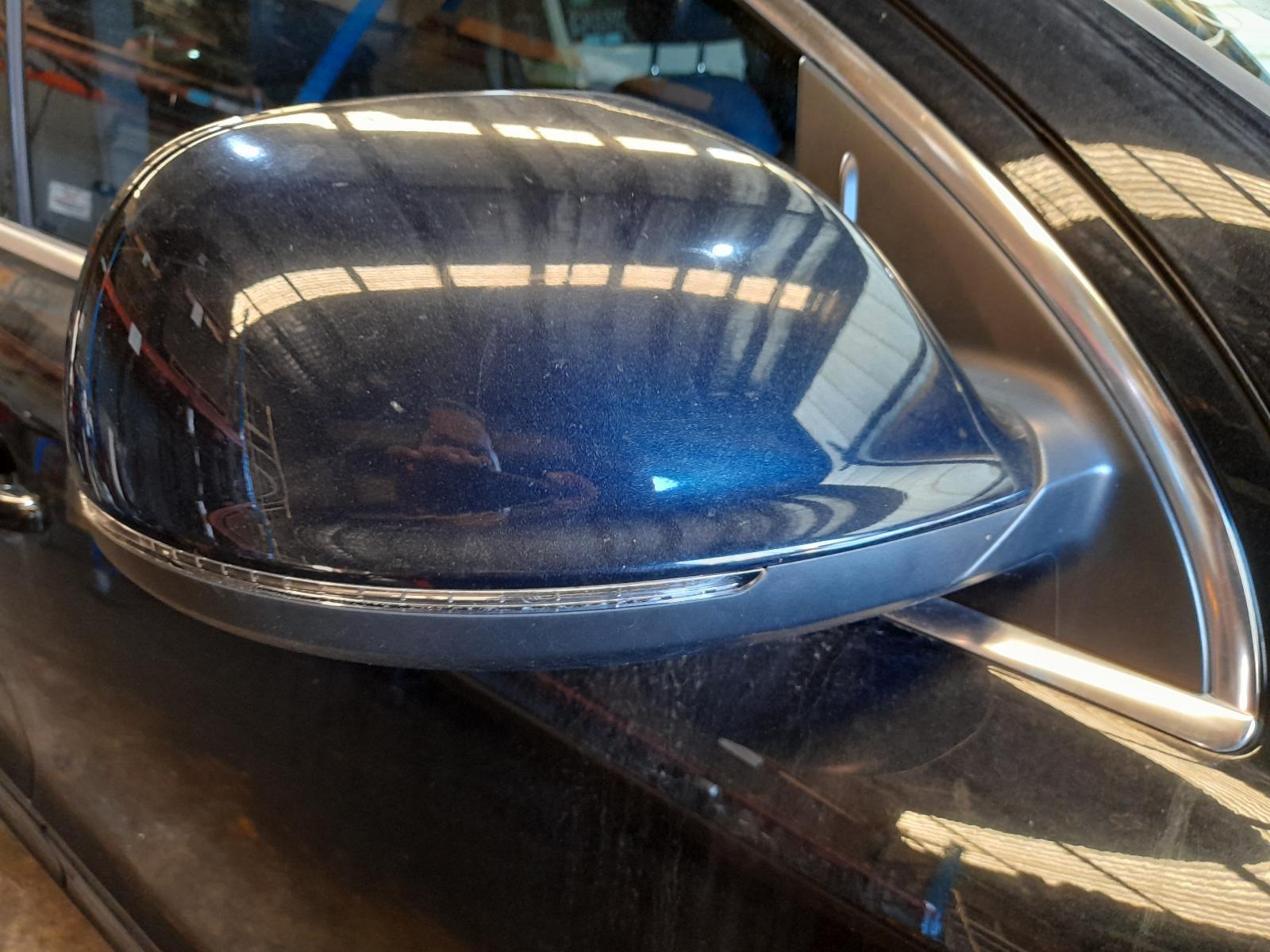 View Auto part Right Door Mirror Audi Q7 2014