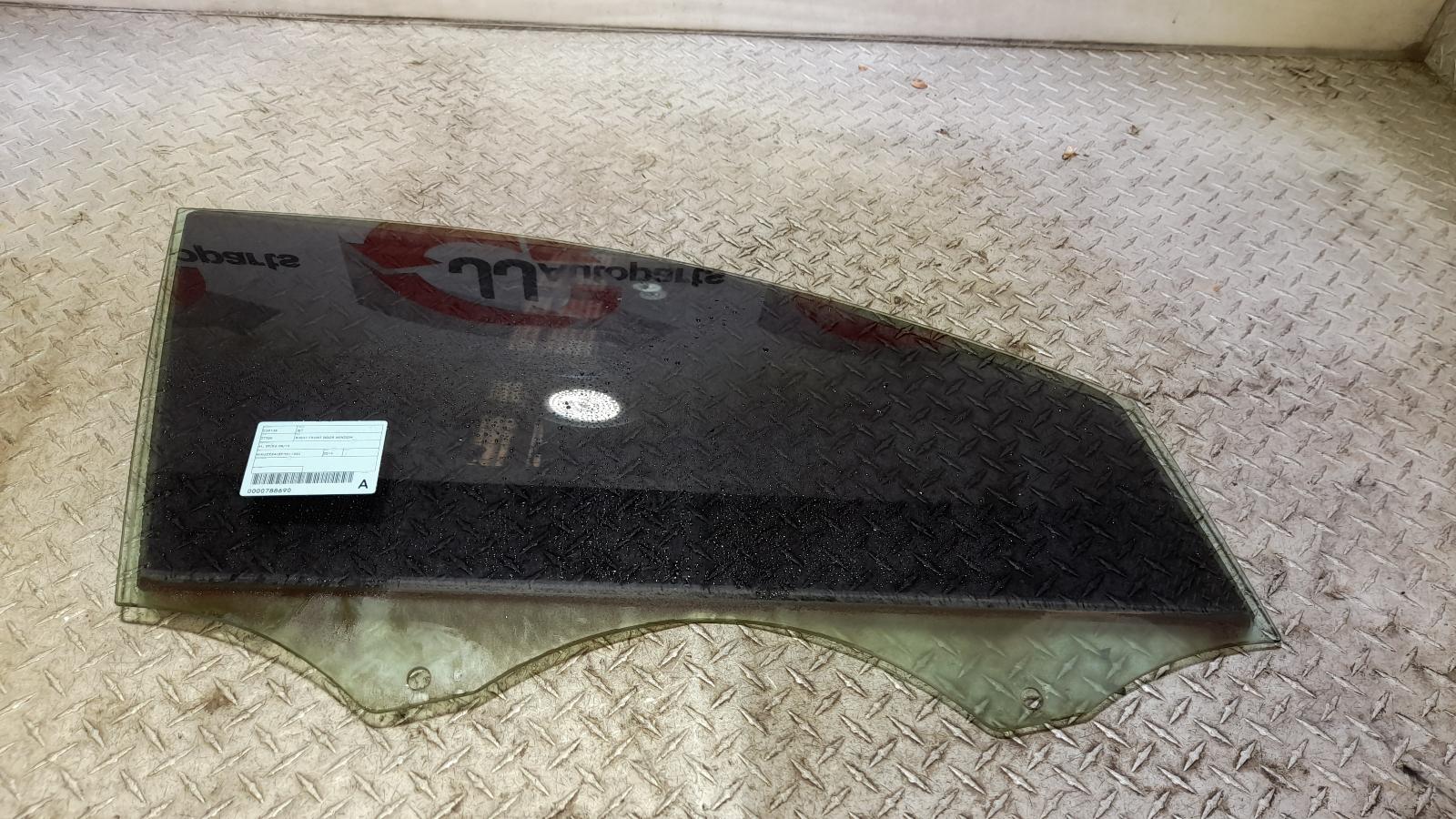 View Auto part Right Front Door Window Audi Q7 2014