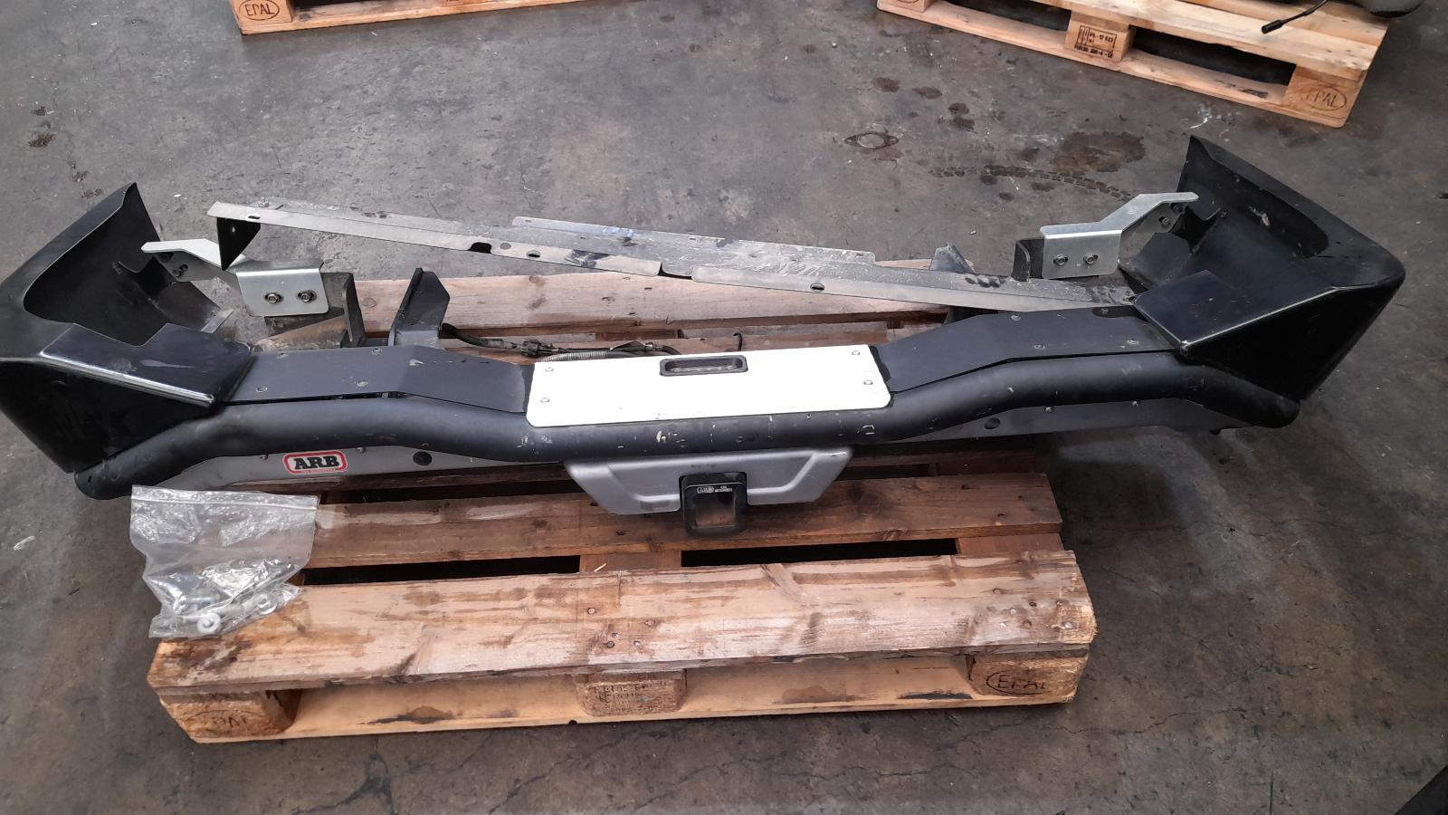 View Auto part Misc Volkswagen Amarok 2015