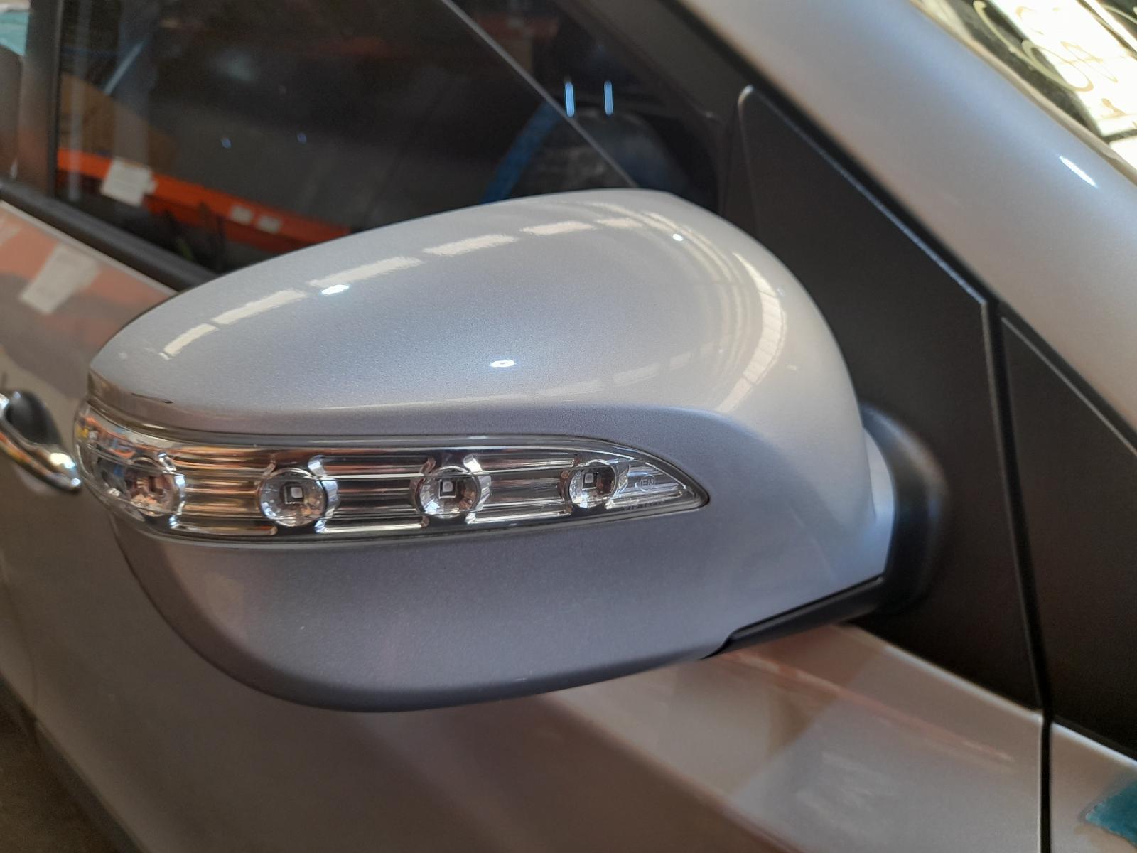 View Auto part Right Door Mirror Hyundai Ix35 2012
