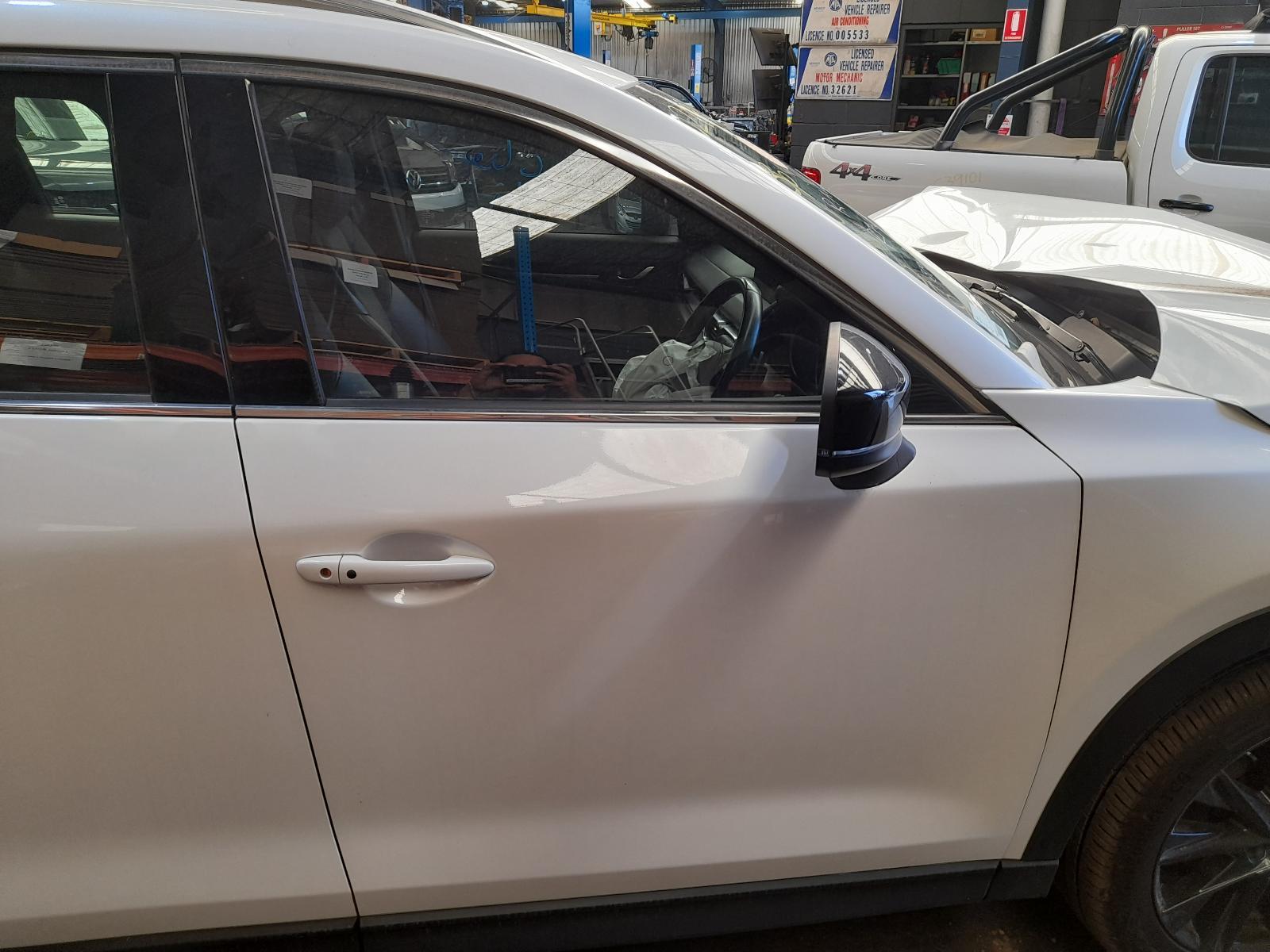 View Auto part Right Front Door Mazda Cx8 2021