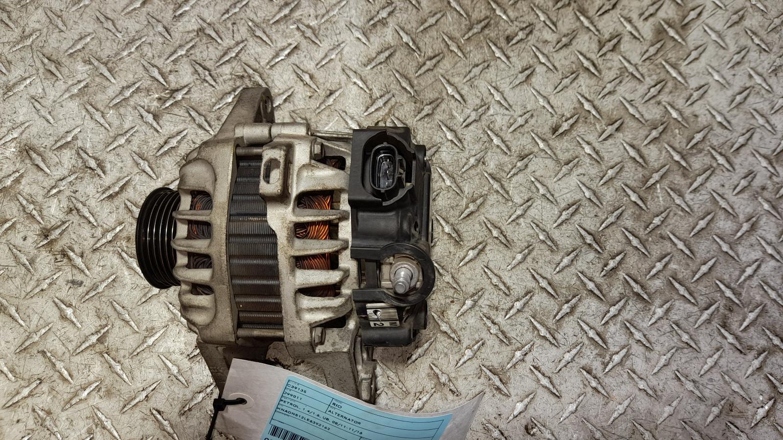 View Auto part Alternator Kia Rio 2014