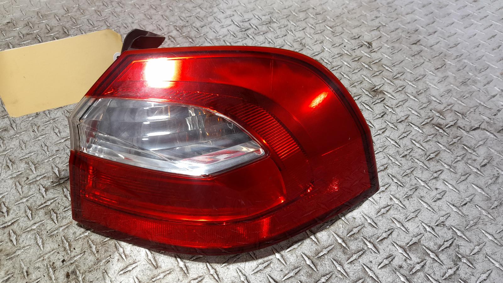 View Auto part Right Taillight Kia Rio 2014