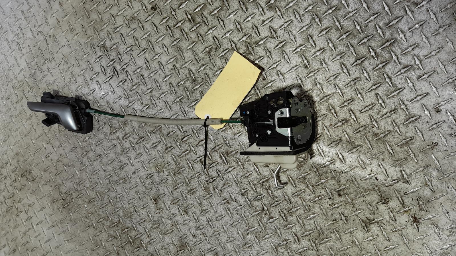 View Auto part Door/Boot/Gate Lock Kia Rio 2014