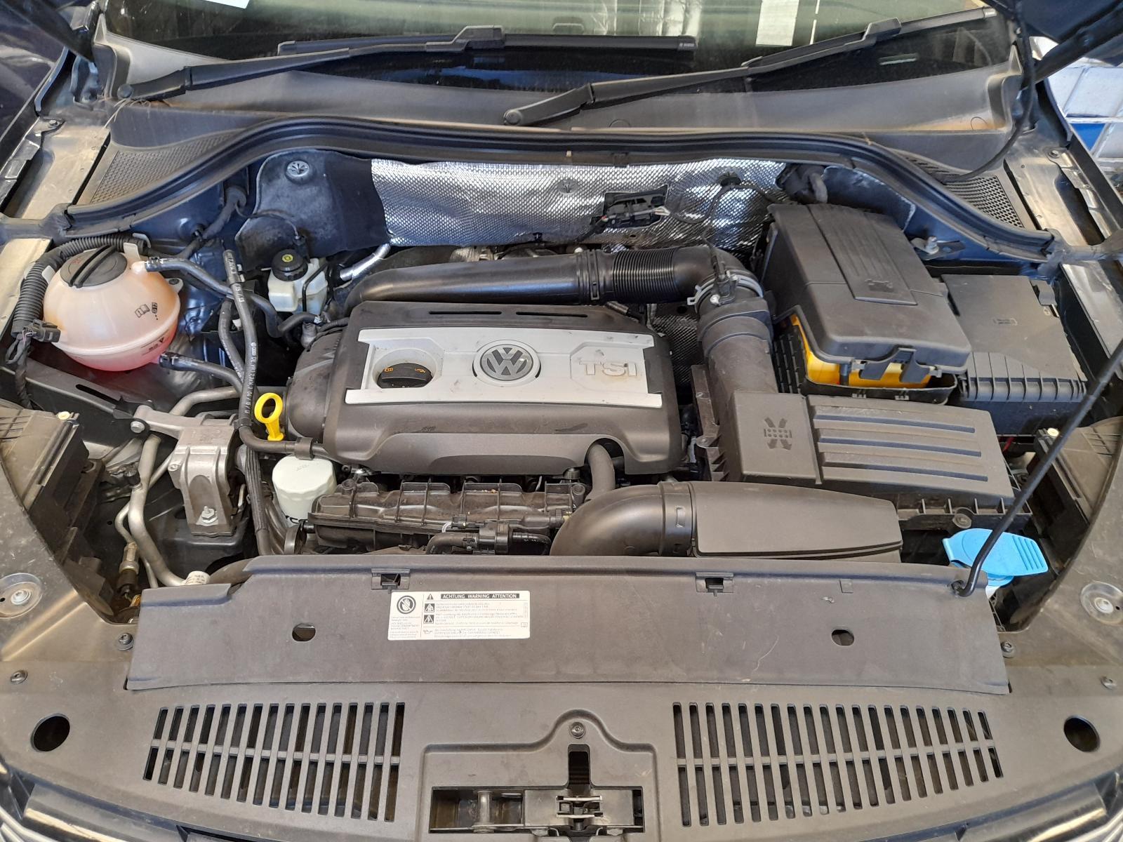 View Auto part Engine Volkswagen Tiguan 2013