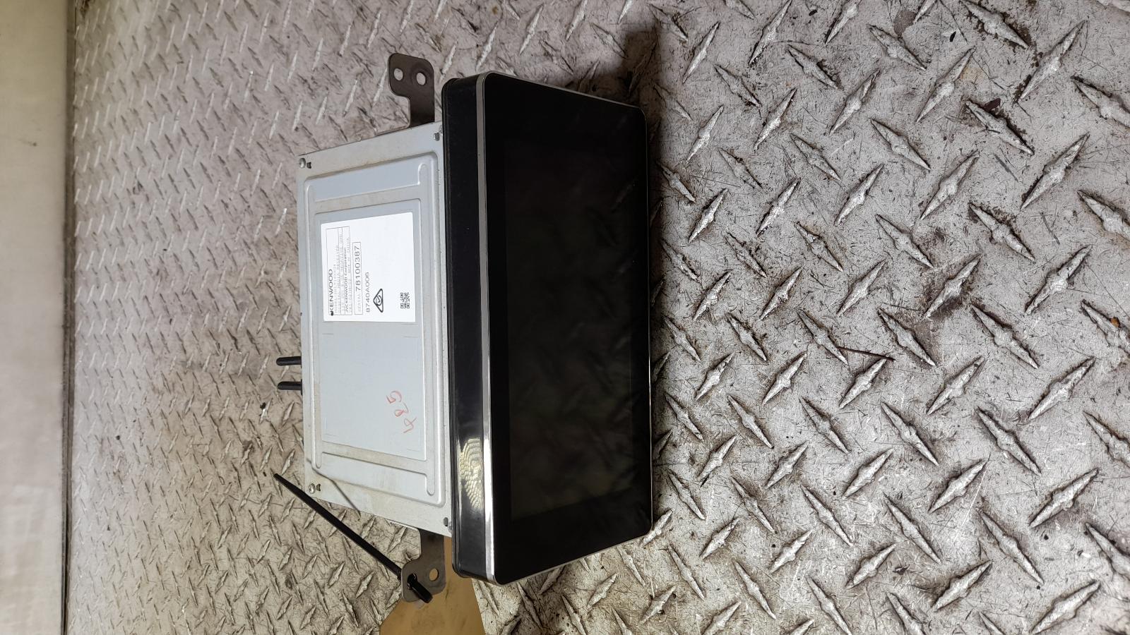 View Auto part Radio/Cd/Dvd/Sat/Tv Mitsubishi Triton 2017