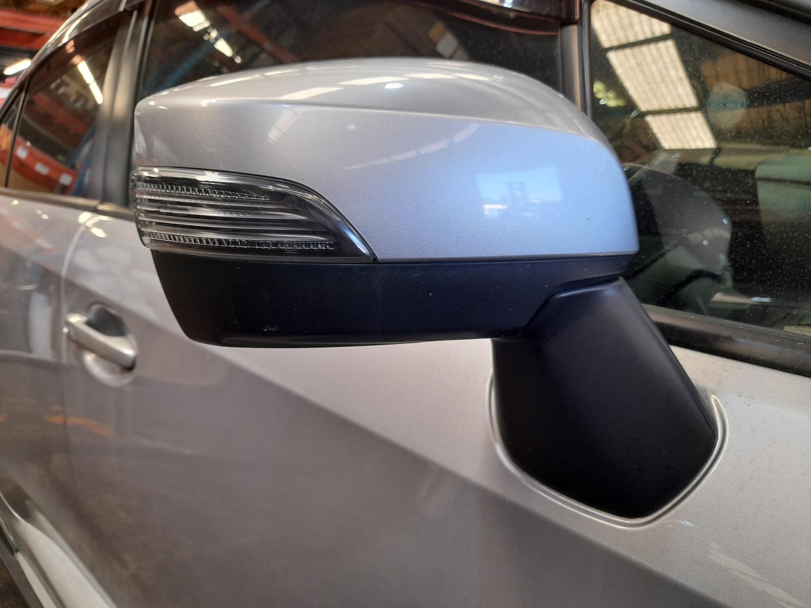 View Auto part Right Door Mirror Subaru Wrx 2014