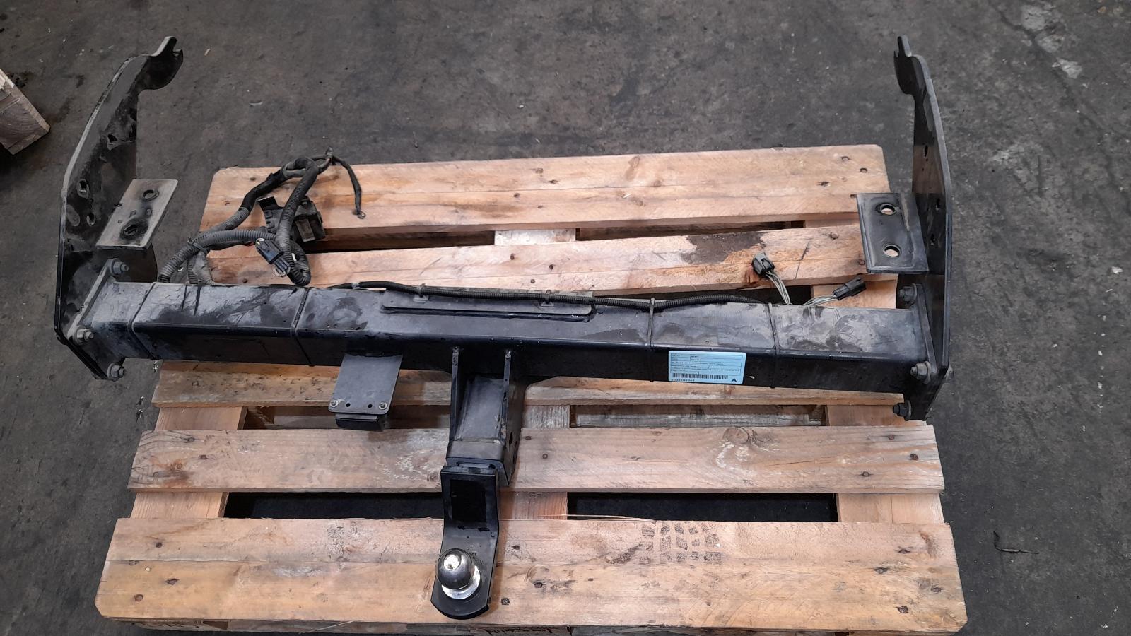 View Auto part Towbar Mazda Bt50 2018