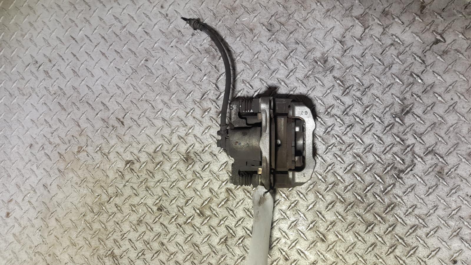 View Auto part Caliper Toyota Hiace 2021