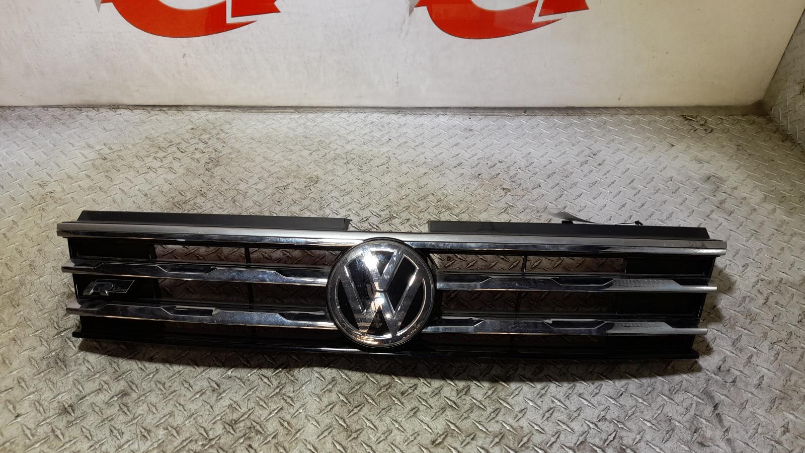 View Auto part Grille Volkswagen Tiguan 2019