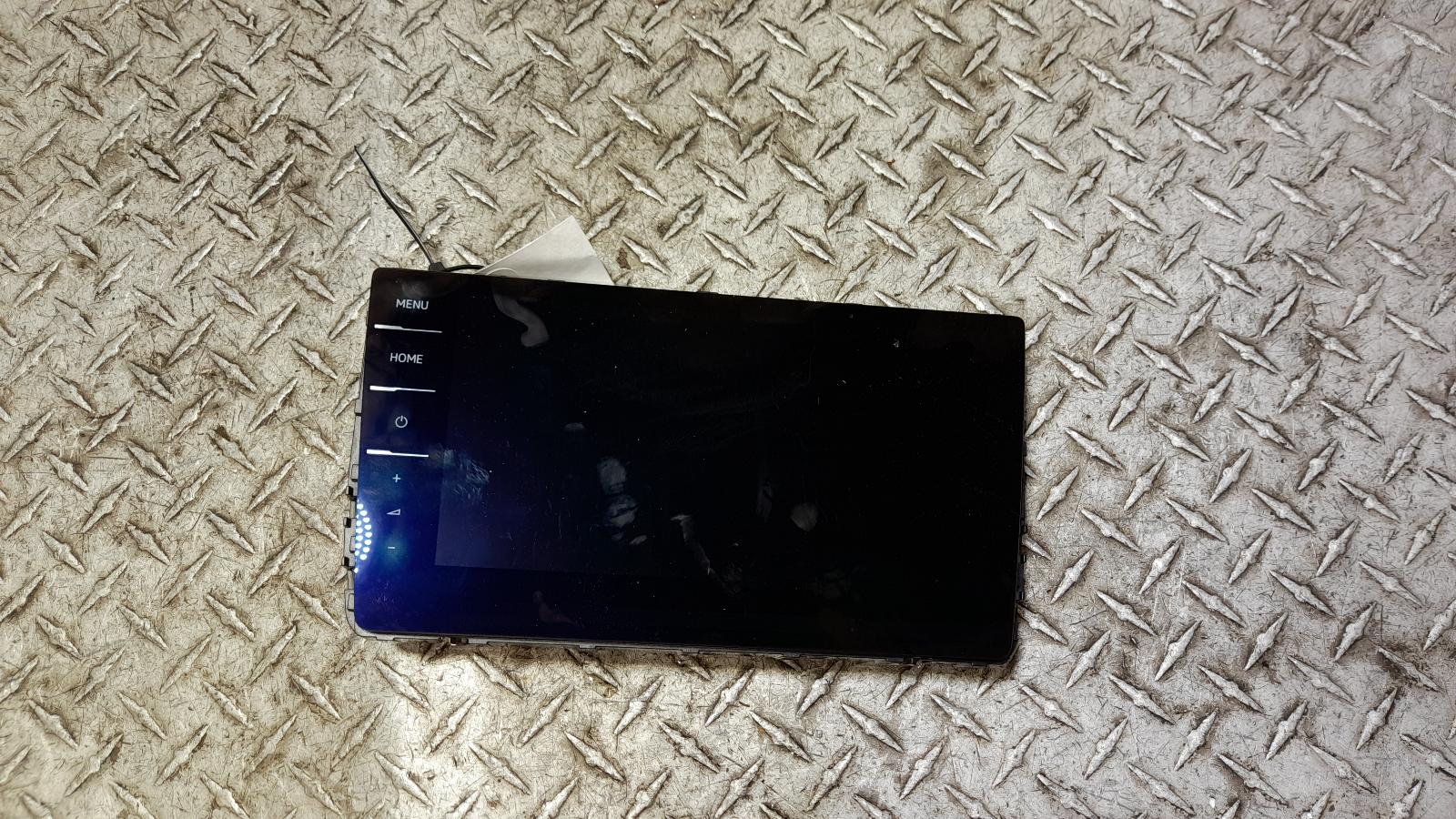 View Auto part Radio/Cd/Dvd/Sat/Tv Volkswagen Tiguan 2019