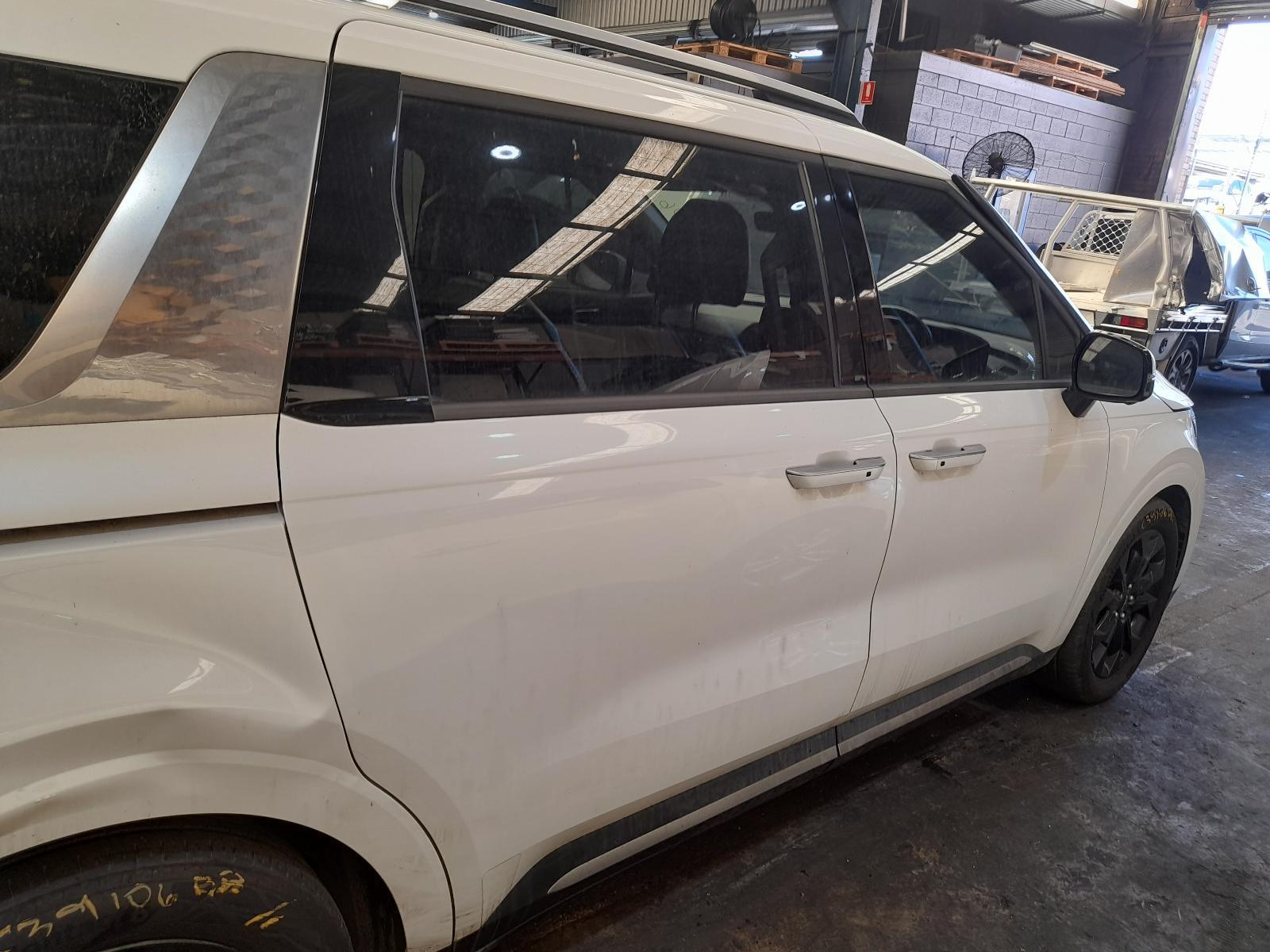 View Auto part Right Rear Door Sliding Kia Carnival/grand Carnival 2021