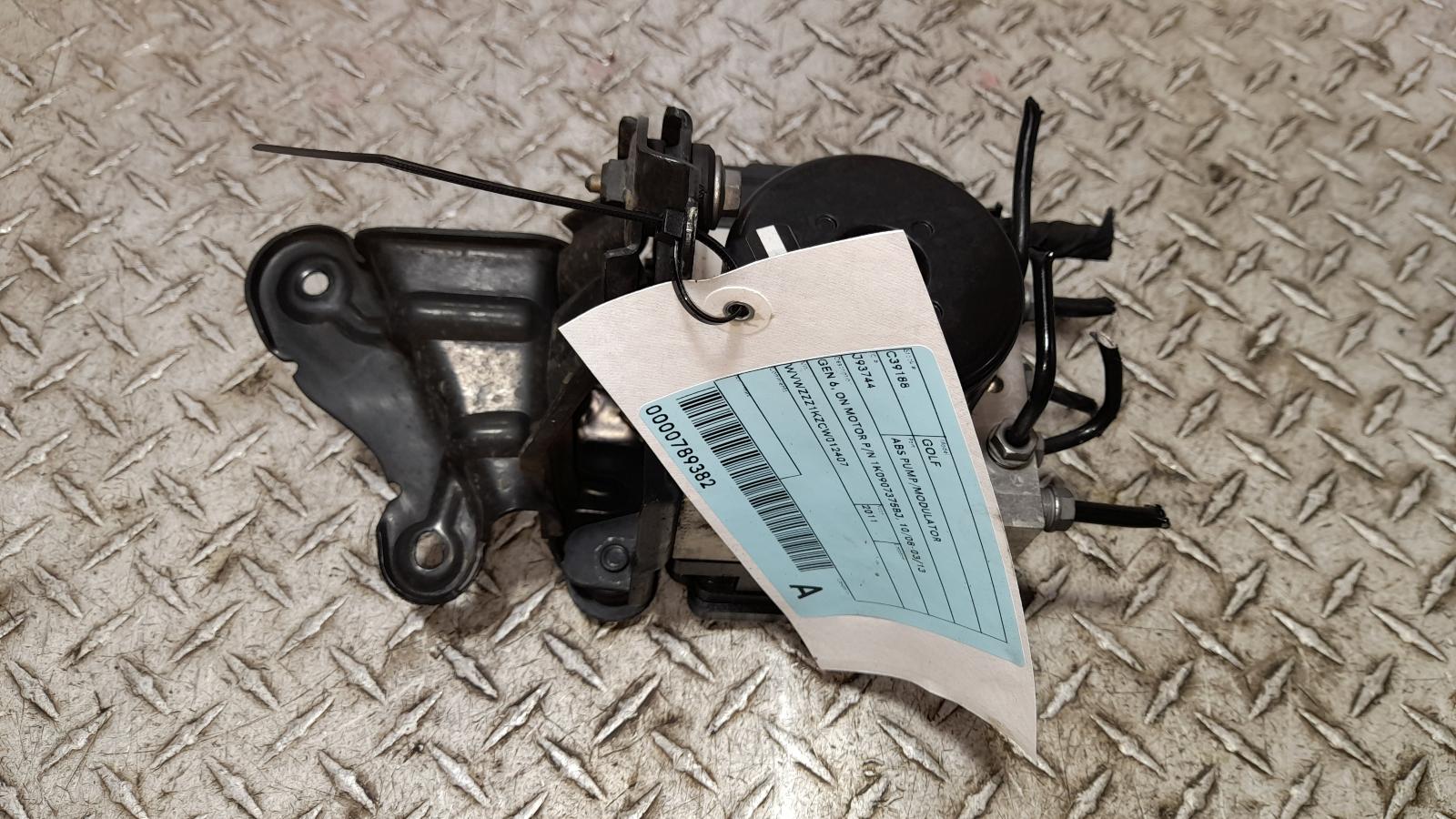 View Auto part Abs Pump/Modulator Volkswagen Golf 2011