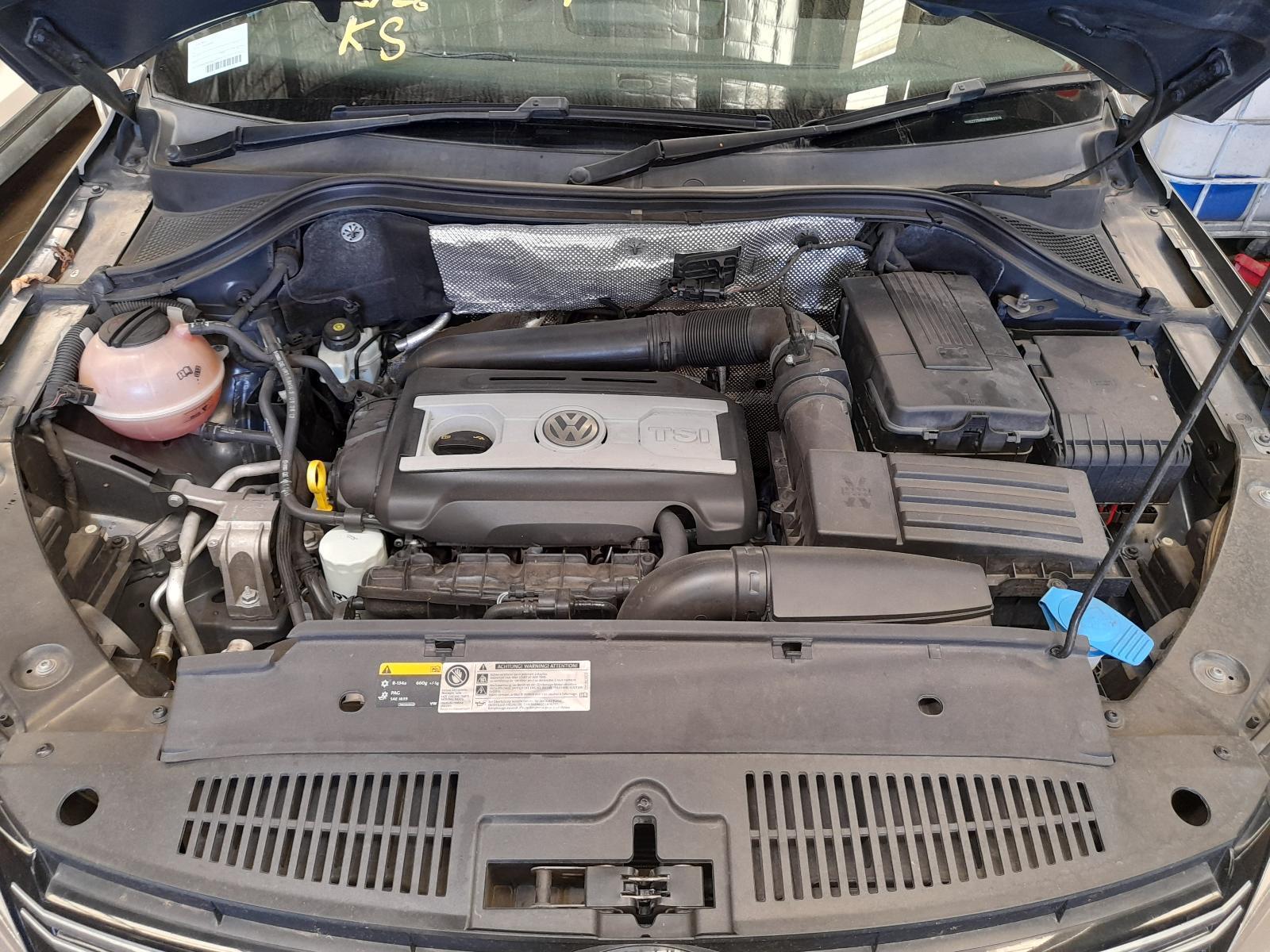 View Auto part Engine Volkswagen Tiguan 2013