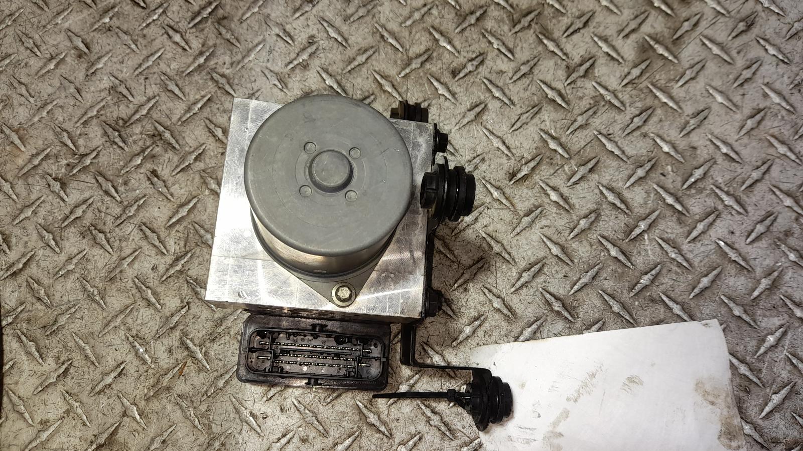 View Auto part Abs Pump/Modulator Volkswagen Tiguan 2013