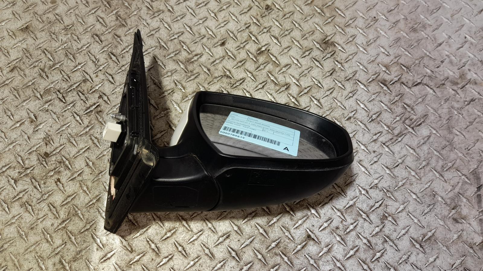 View Auto part Right Door Mirror Hyundai Tucson 2017