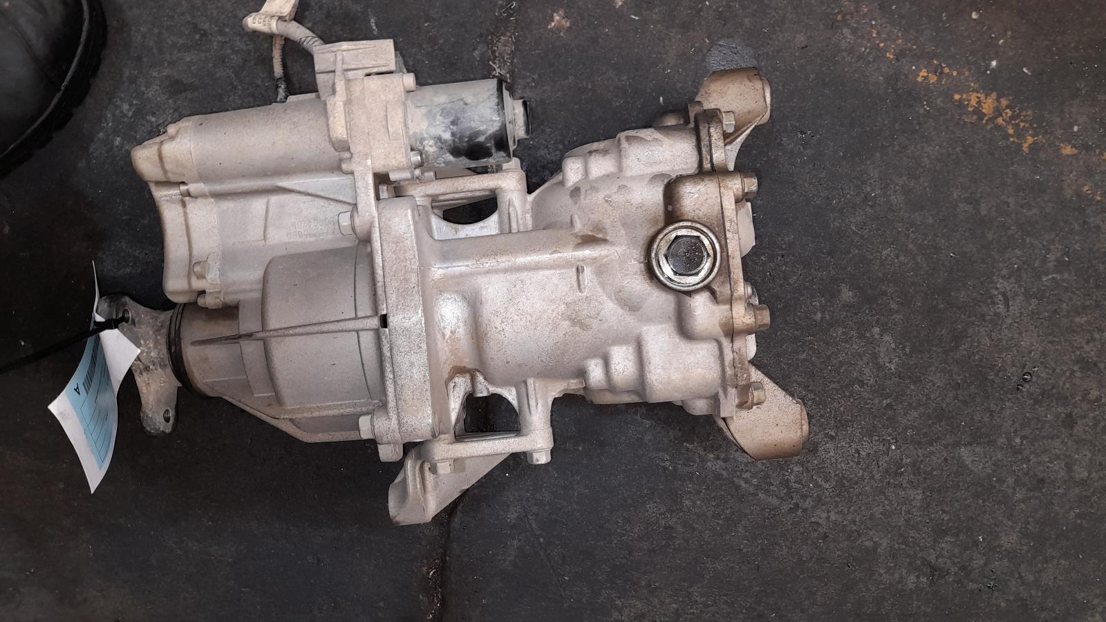View Auto part Differential Centre Hyundai Tucson 2017