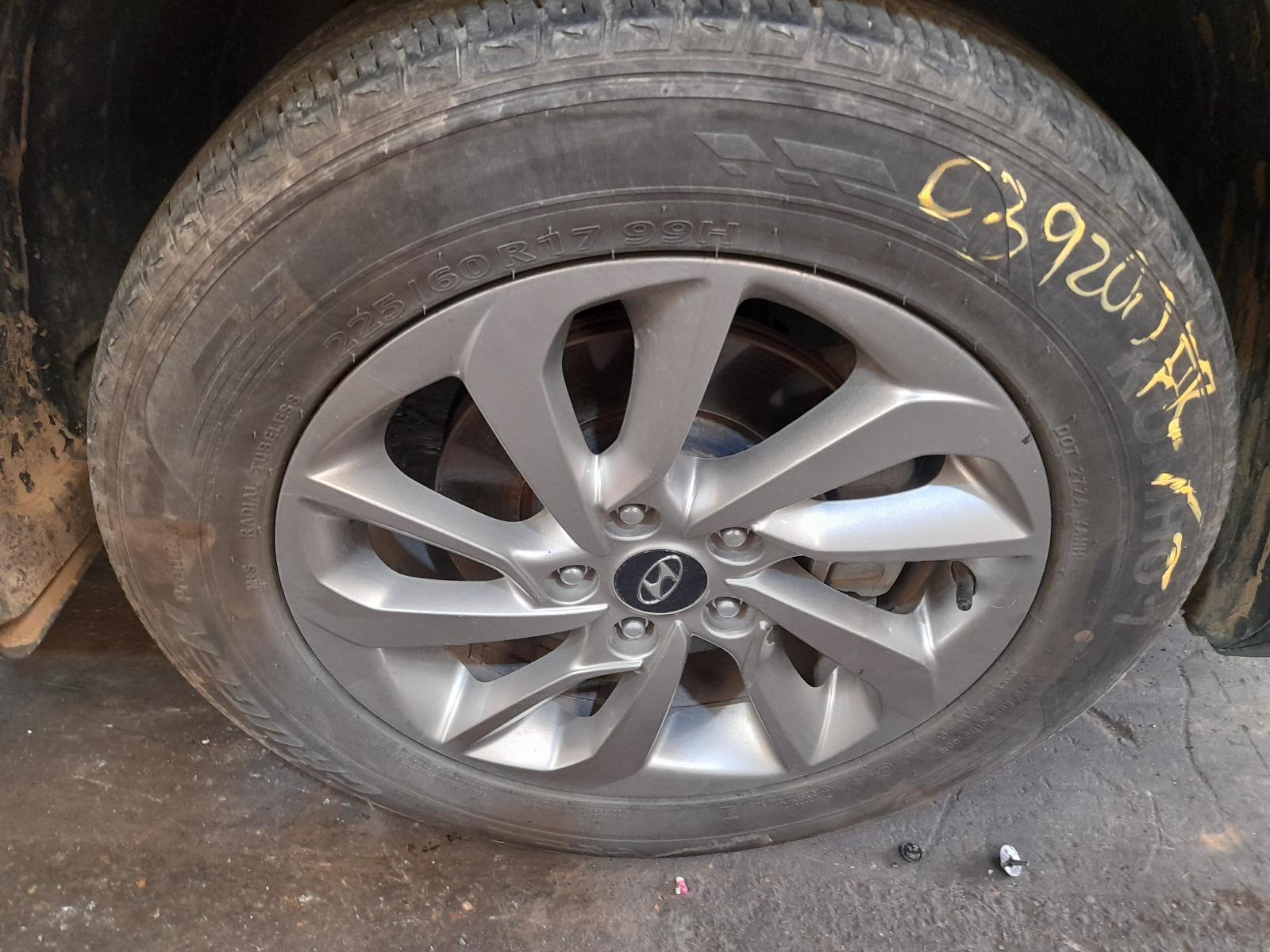 View Auto part Wheel Mag Hyundai Tucson 2017