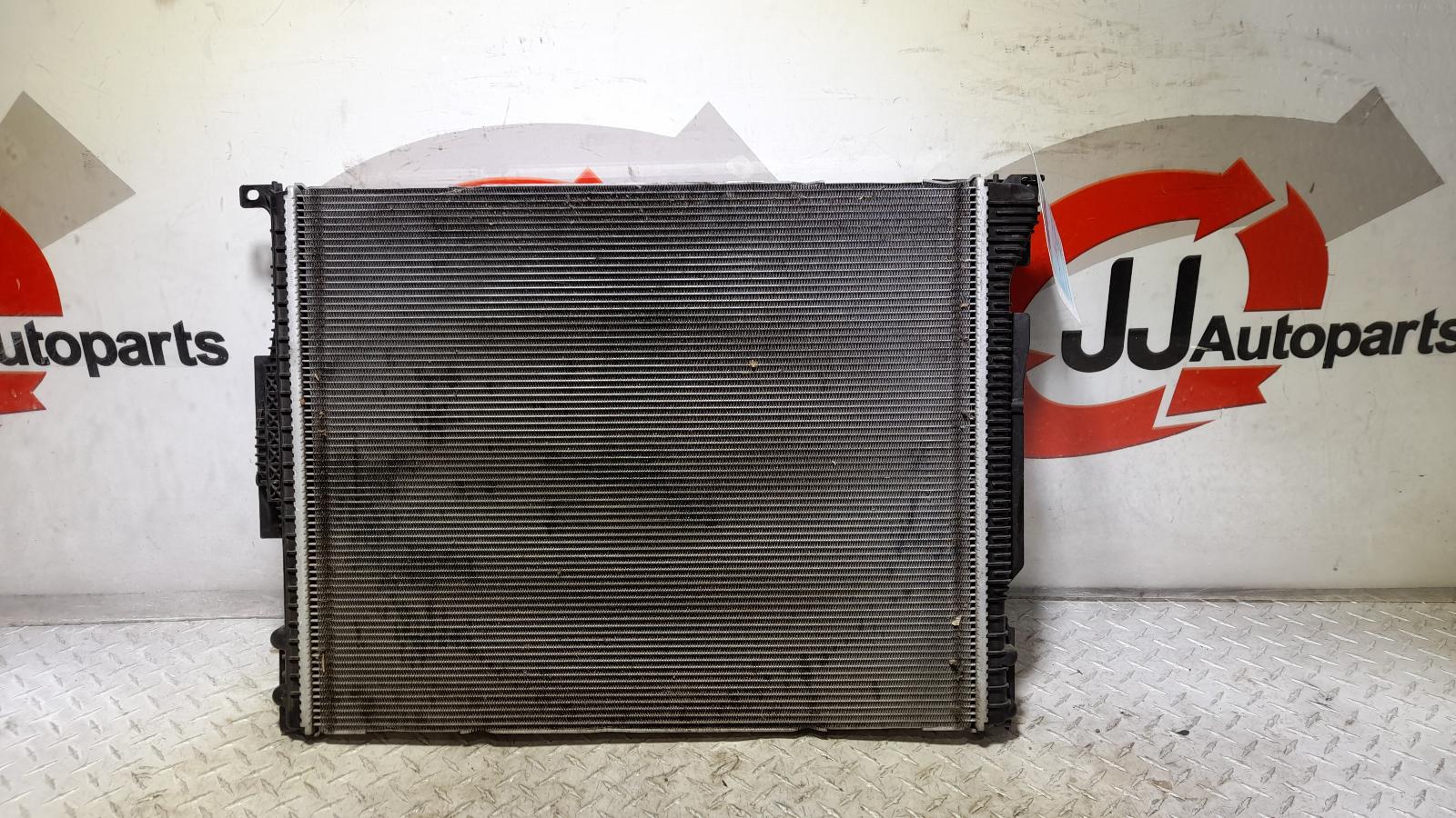View Auto part Radiator Bmw 3 Series 2016