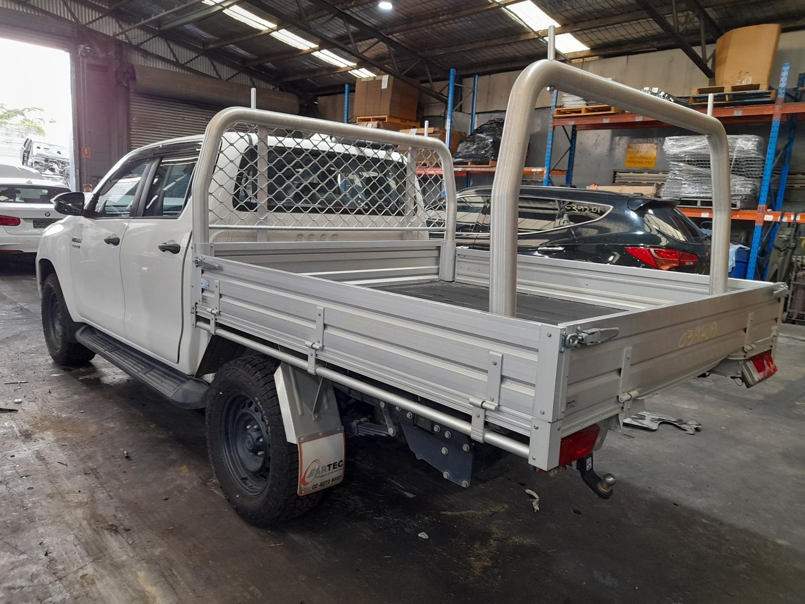 View Auto part Trans/Gearbox Toyota Hilux 2021