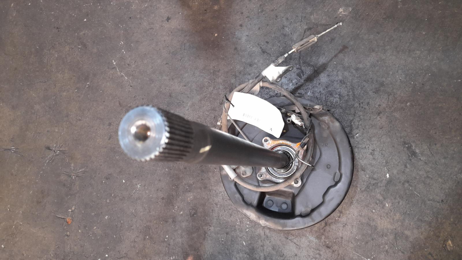 View Auto part Axle Toyota Hilux 2021