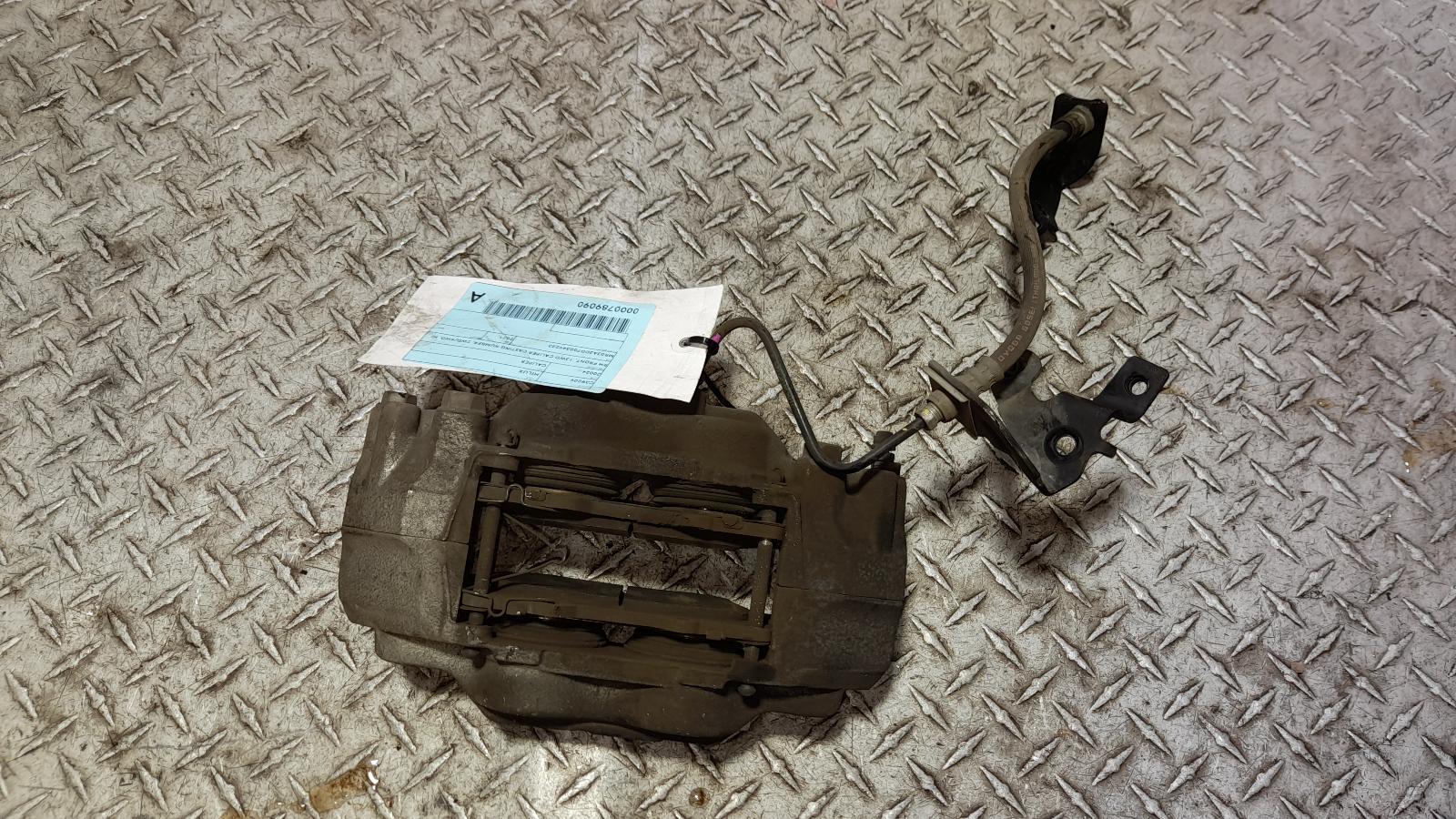 View Auto part Caliper Toyota Hilux 2021