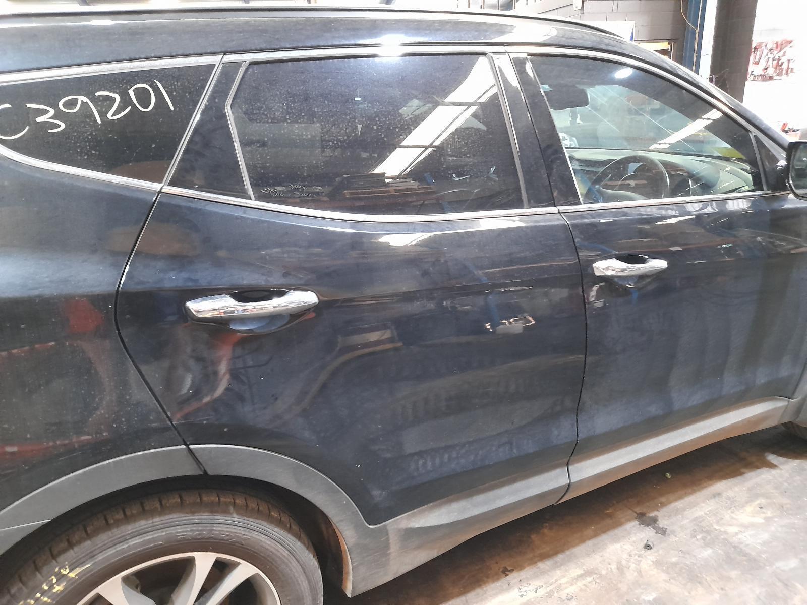 View Auto part Right Rear Door Sliding Hyundai Santa Fe 2014