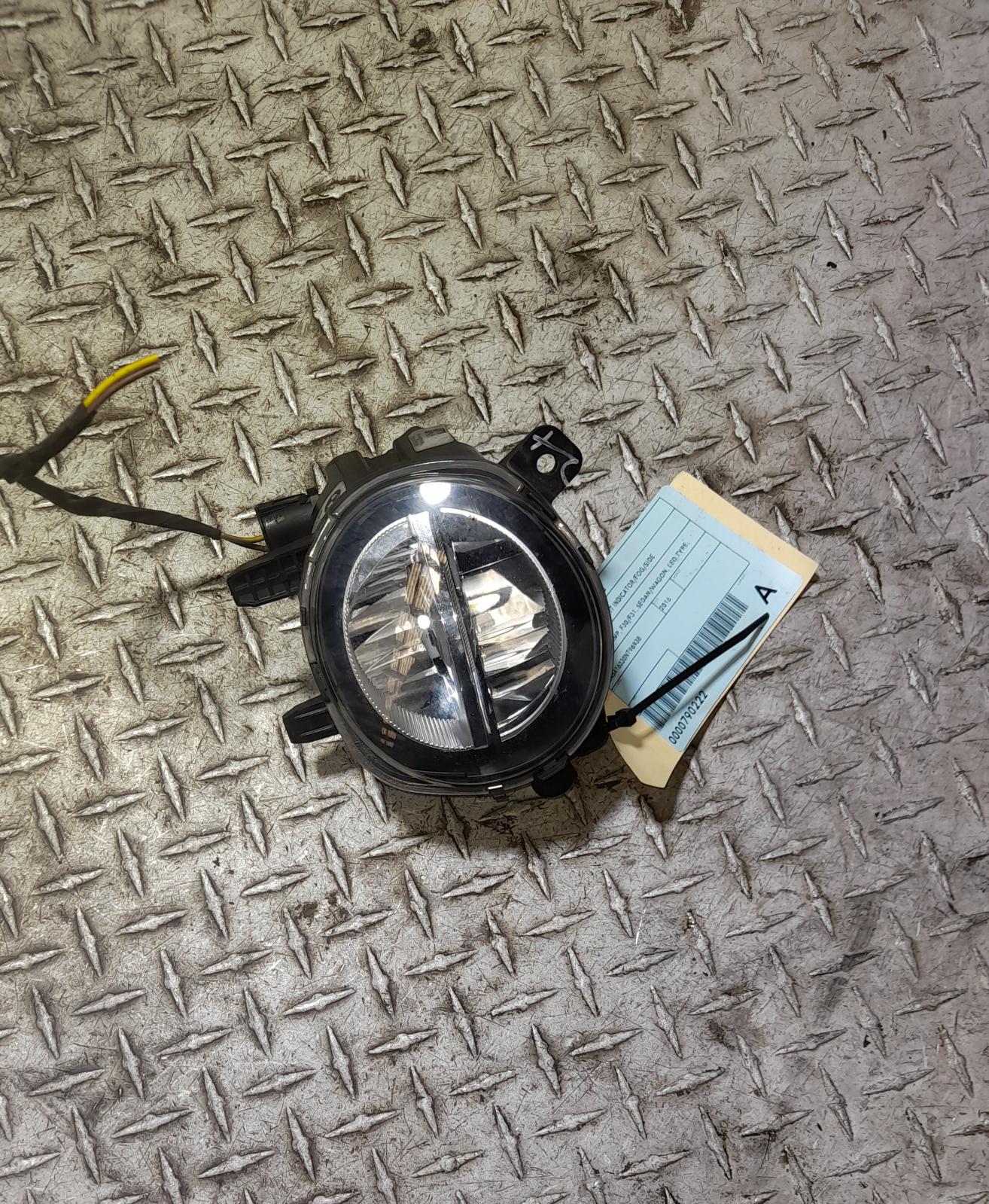 View Auto part Right Indicator/Fog/Side Bmw 3 Series 2016