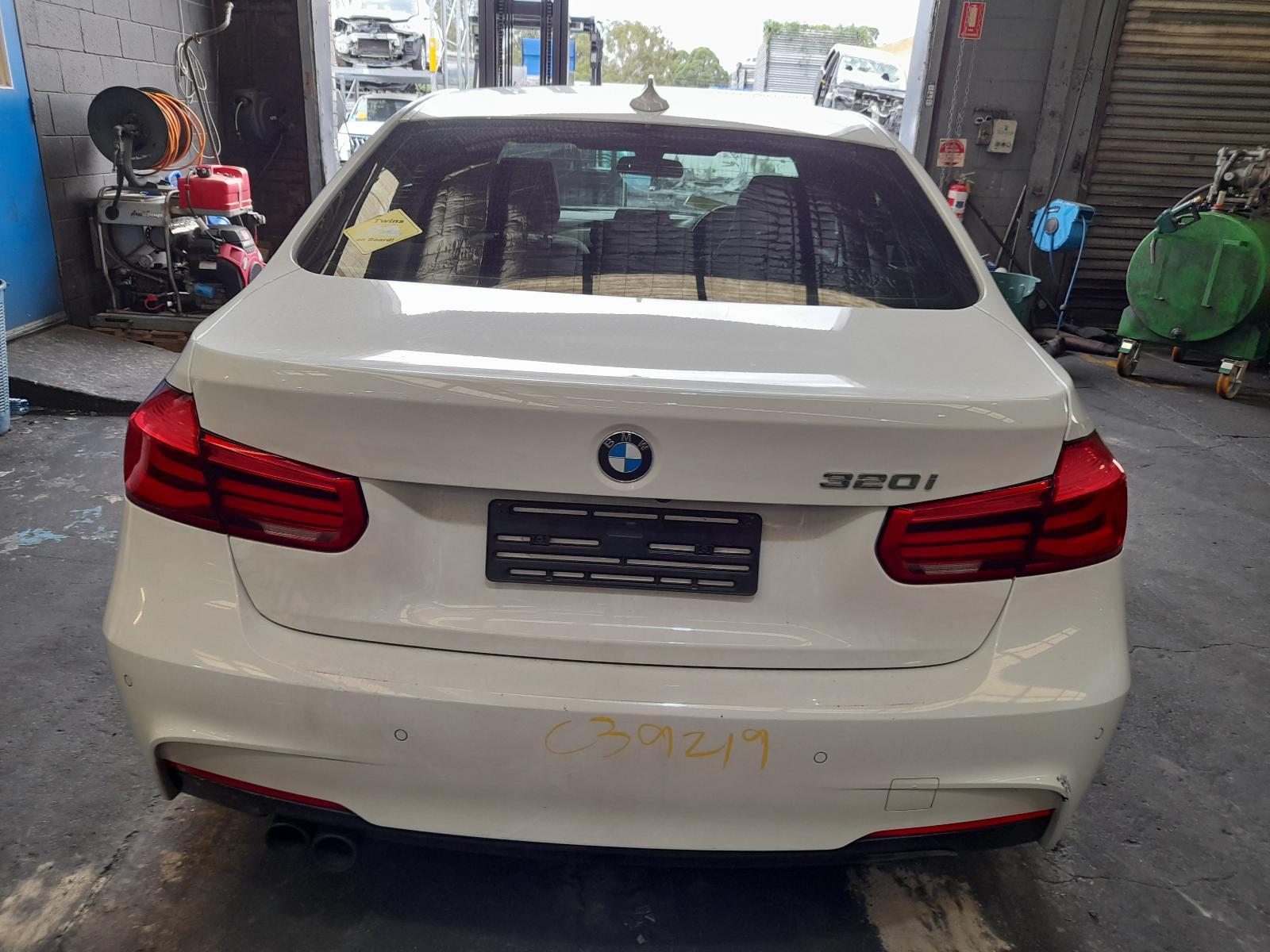 View Auto part Rear/Tailgate Glass Bmw 3 Series 2016