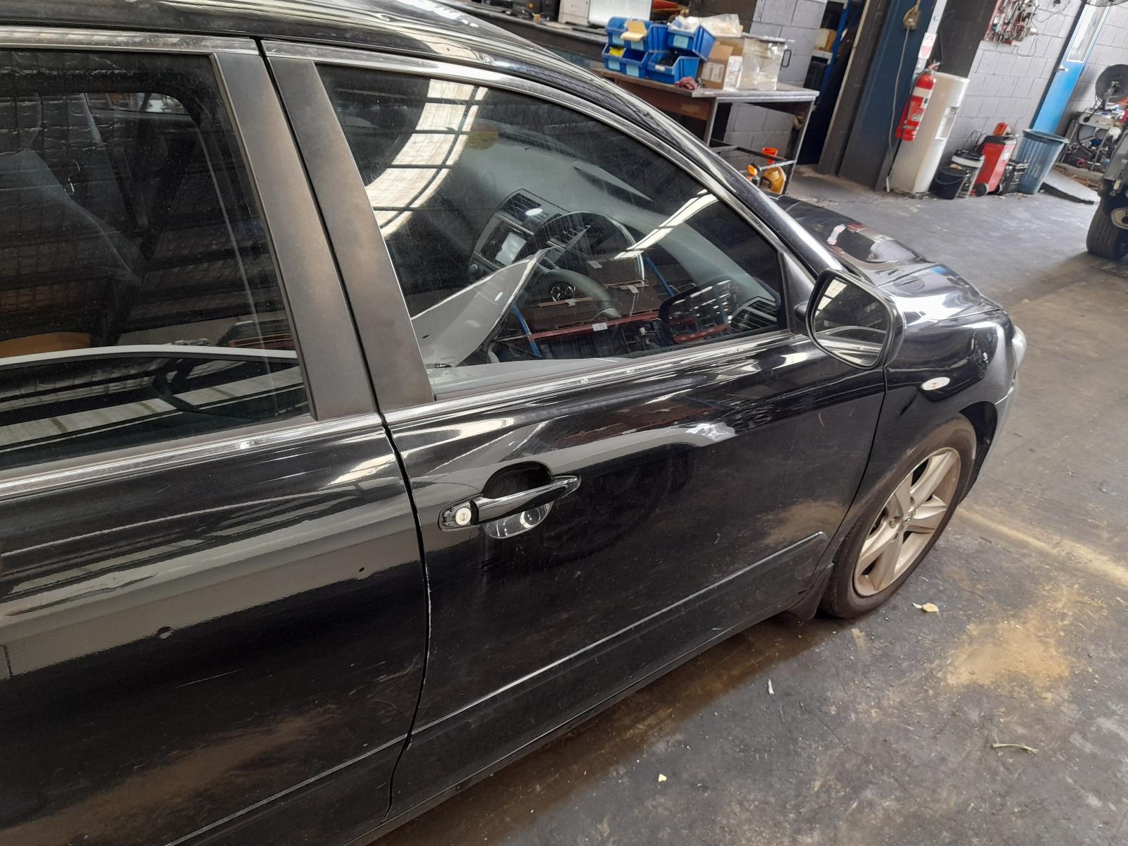 View Auto part Right Front Window Reg/Motor Toyota Camry 2010