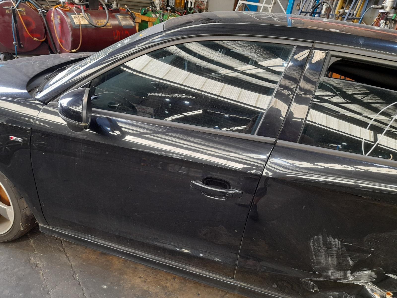 View Auto part Left Front Door Window Audi A1 2012