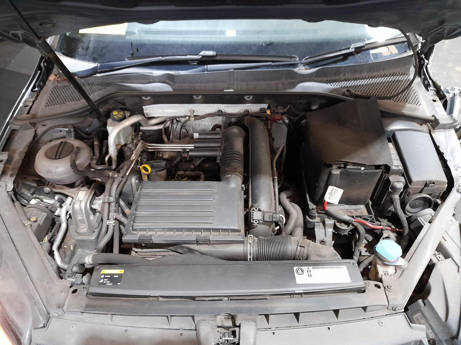 View Auto part Engine Volkswagen Golf 2014