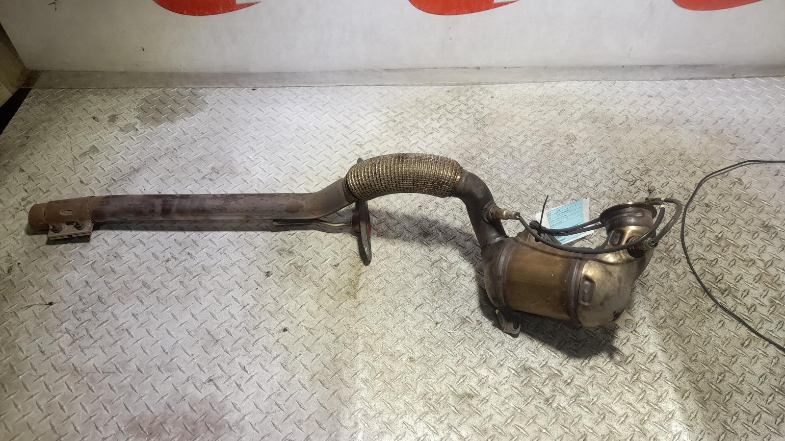 View Auto part Catalytic Converter Volkswagen Golf 2014