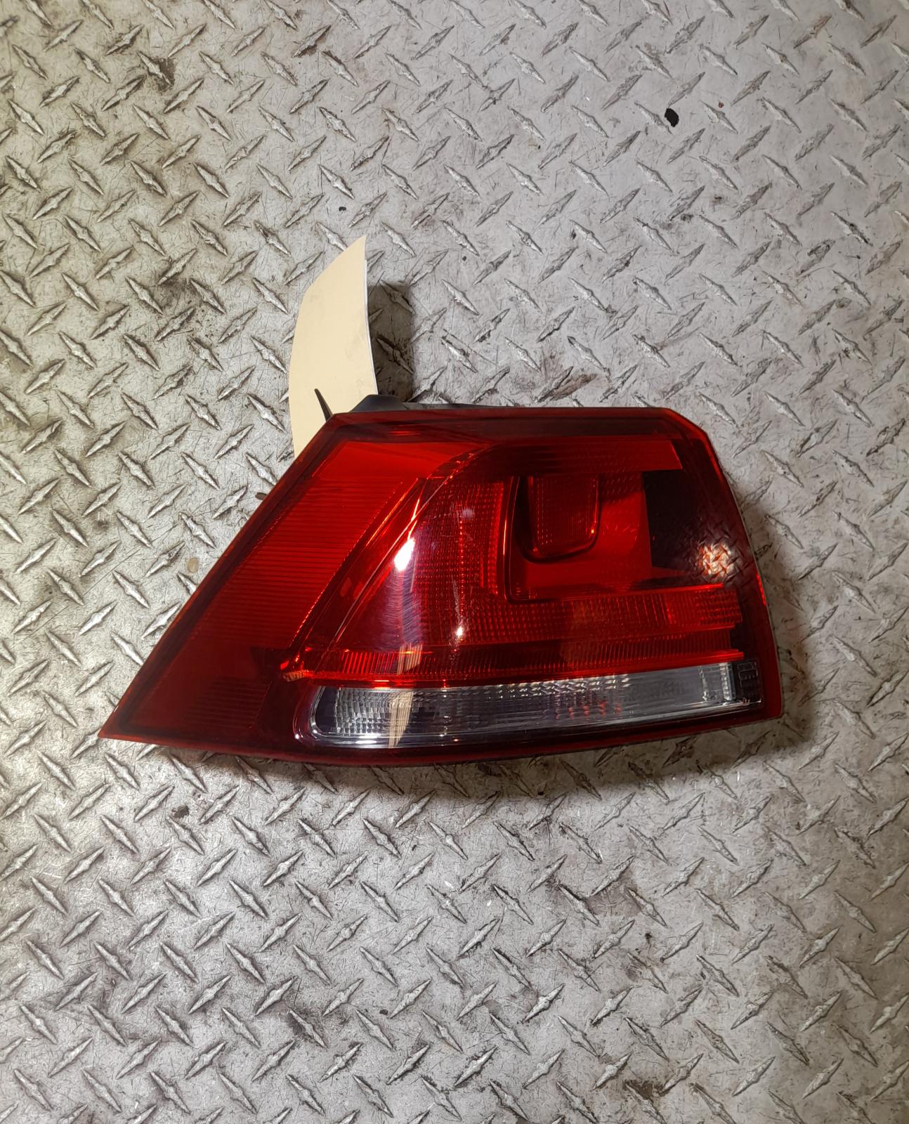View Auto part Left Taillight Volkswagen Golf 2014