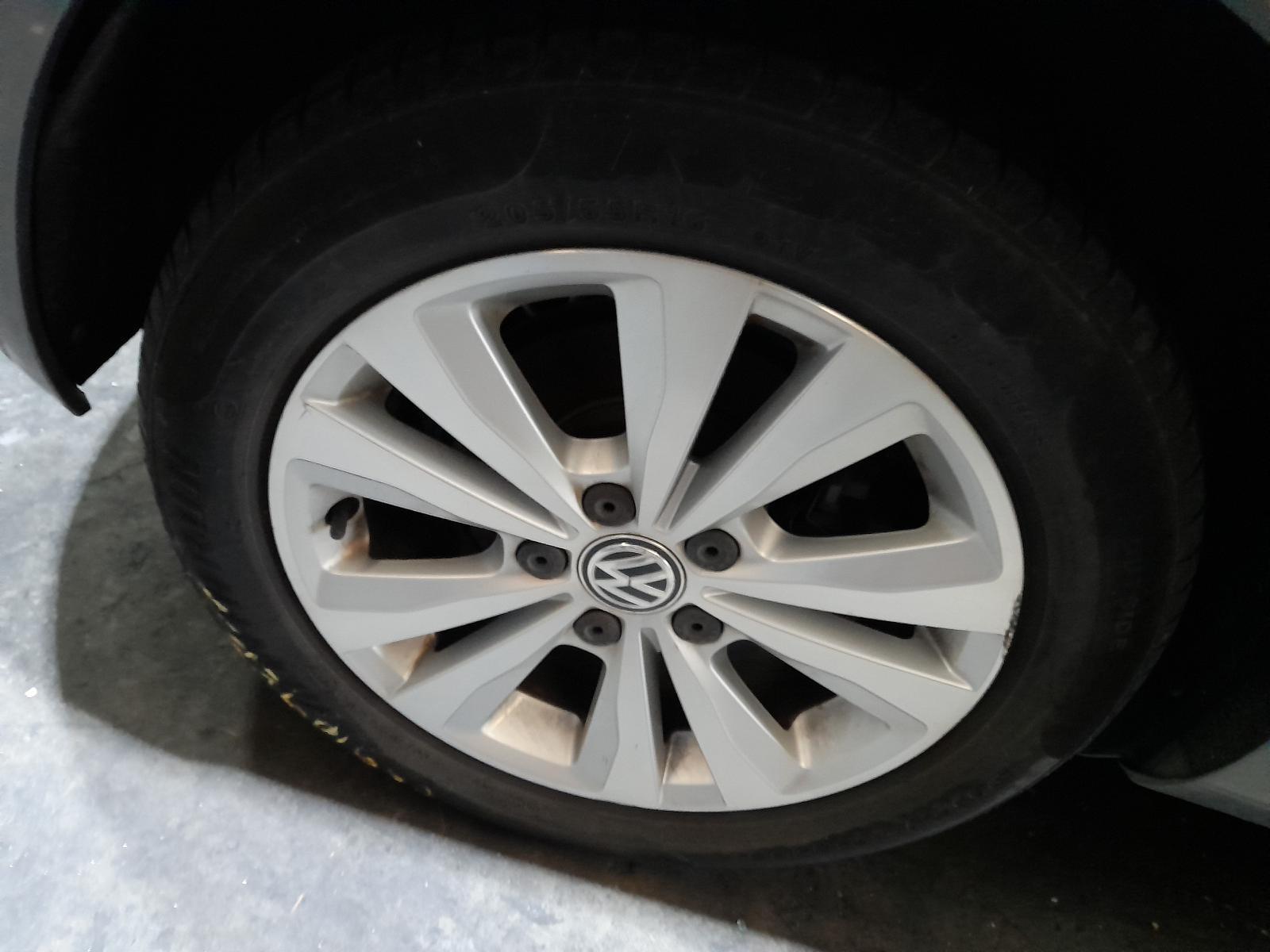 View Auto part Wheel Mag Volkswagen Golf 2014