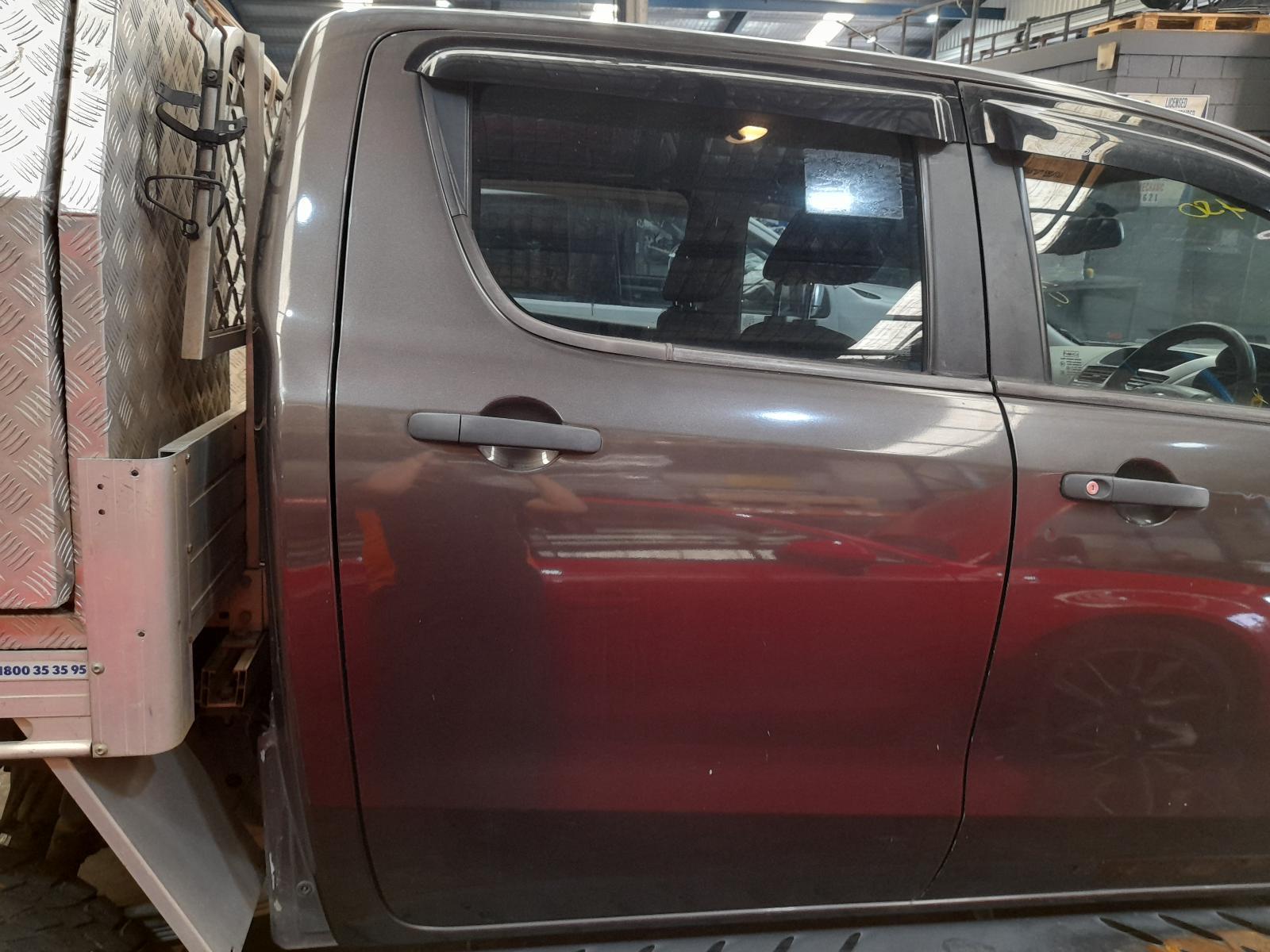 View Auto part Right Rear Door Sliding Mazda Bt50 2016