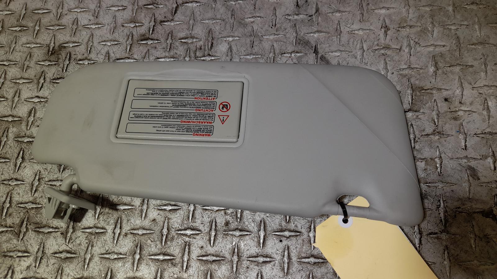 View Auto part Sunvisor Nissan Dualis 2011