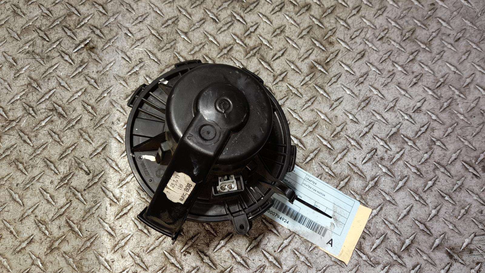 View Auto part Heater Fan Motor Volkswagen Crafter 2011