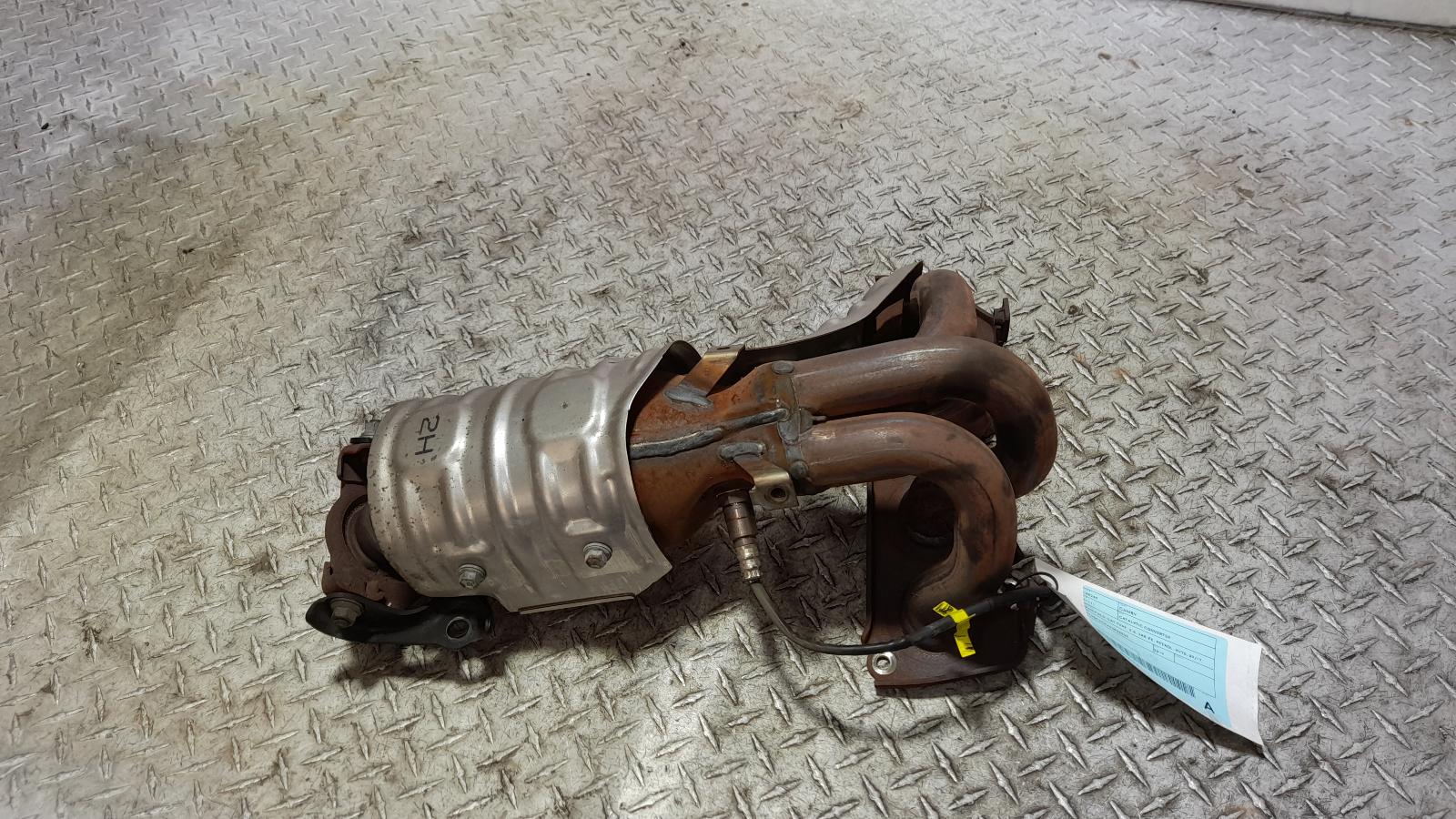 View Auto part Catalytic Converter Toyota Camry 2019