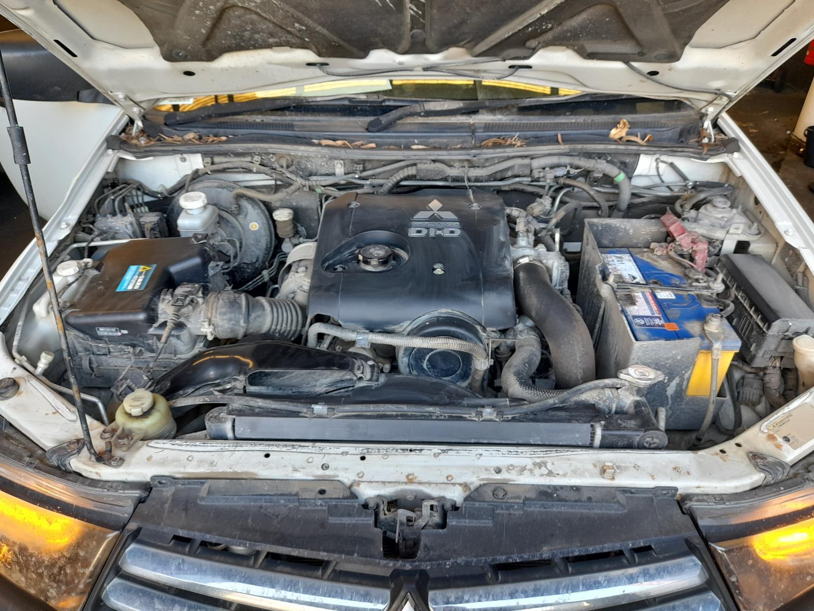 View Auto part Engine Mitsubishi Triton 2015