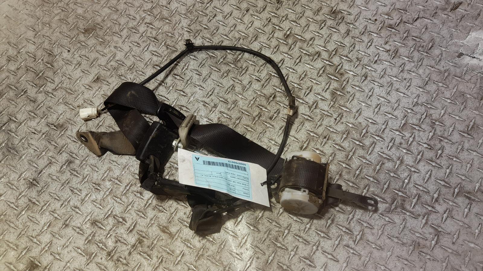 View Auto part Seatbelt/Stalk Toyota Hilux 2015