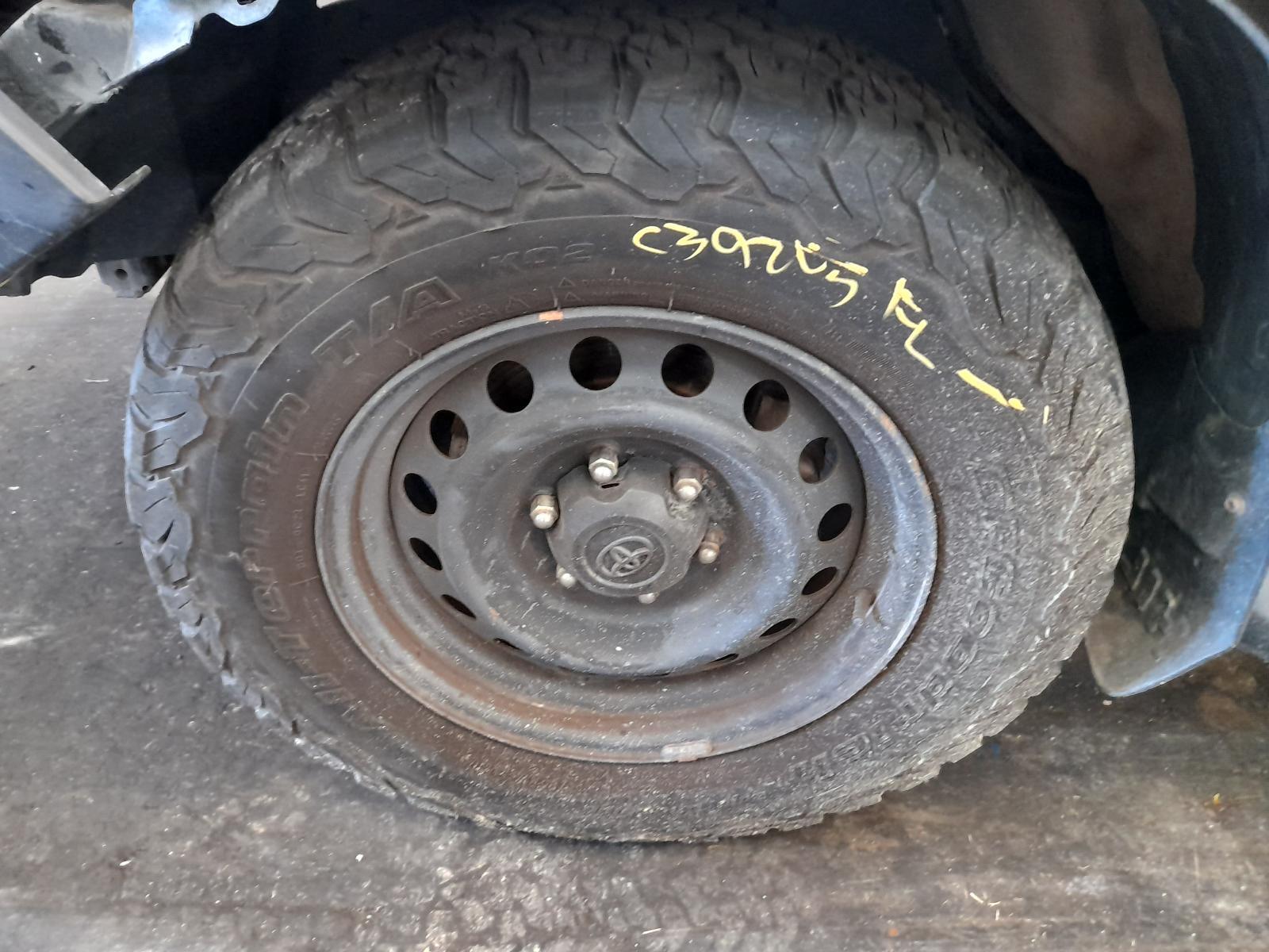 View Auto part Wheel Standard/Steel Toyota Hilux 2015