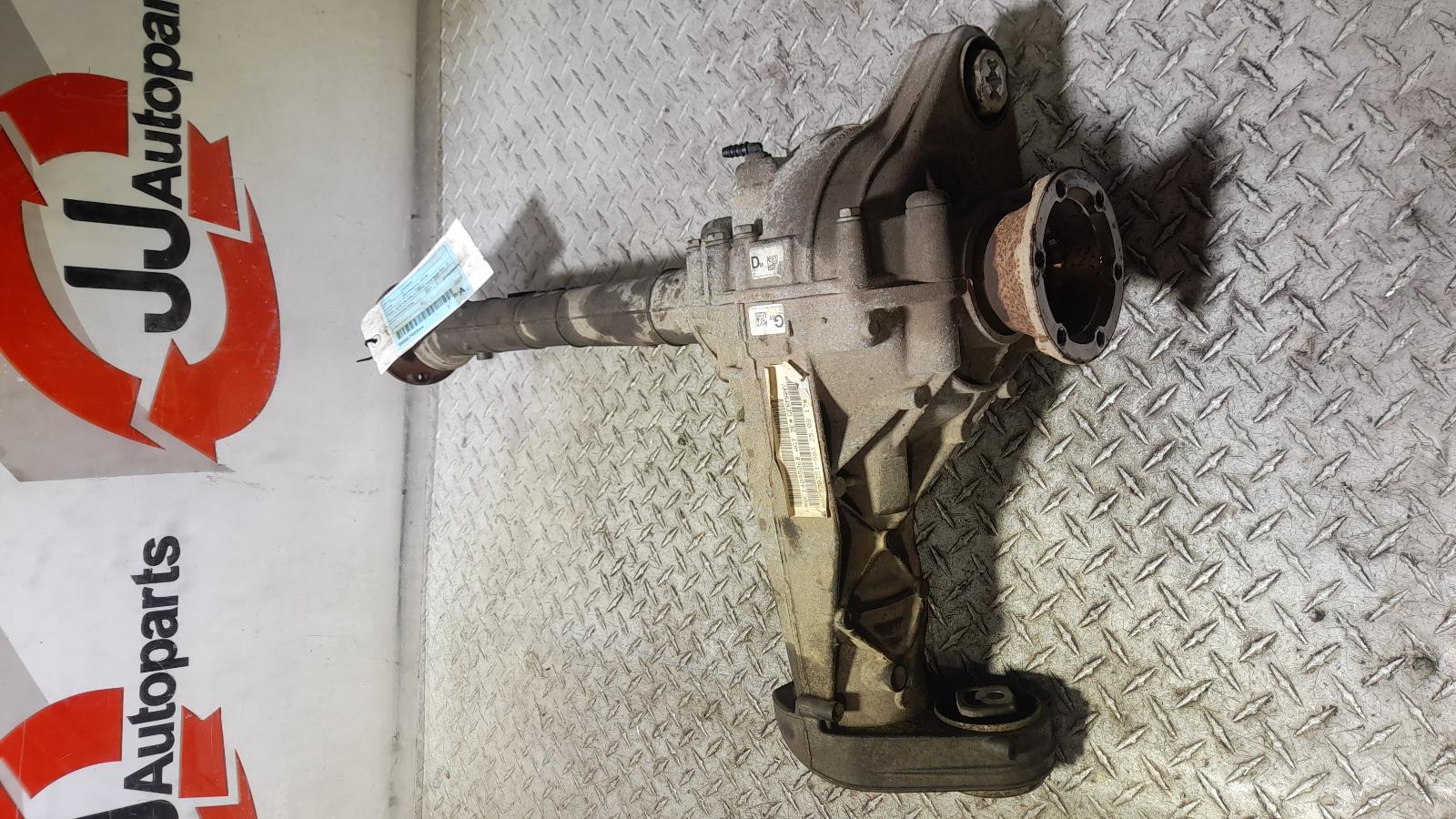 View Auto part Differential Centre Volkswagen Amarok 2017