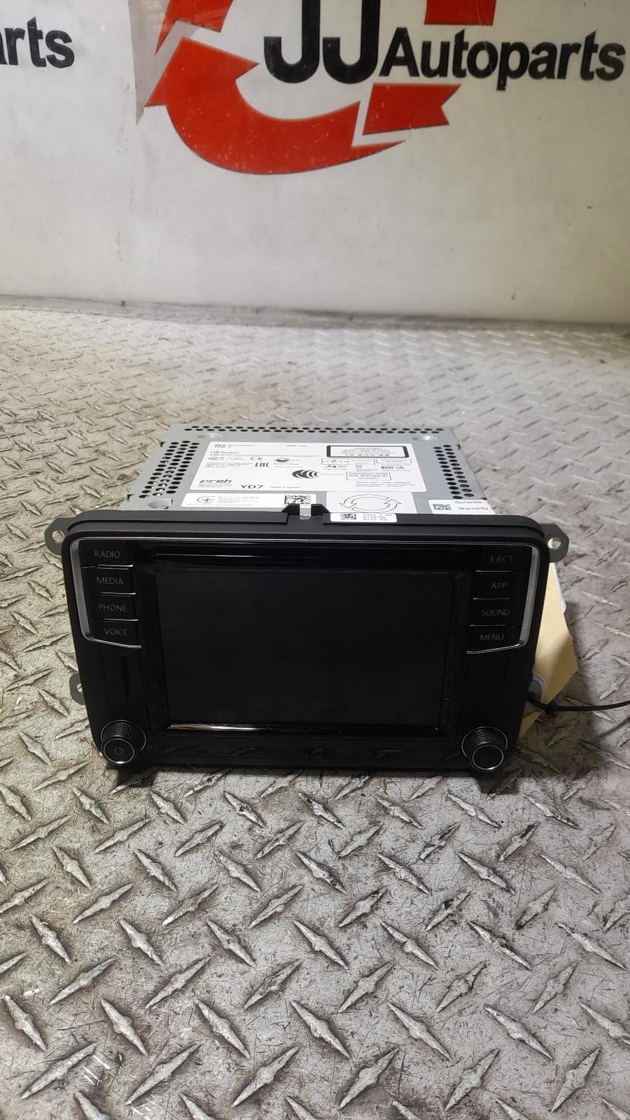 View Auto part Radio/Cd/Dvd/Sat/Tv Volkswagen Amarok 2017