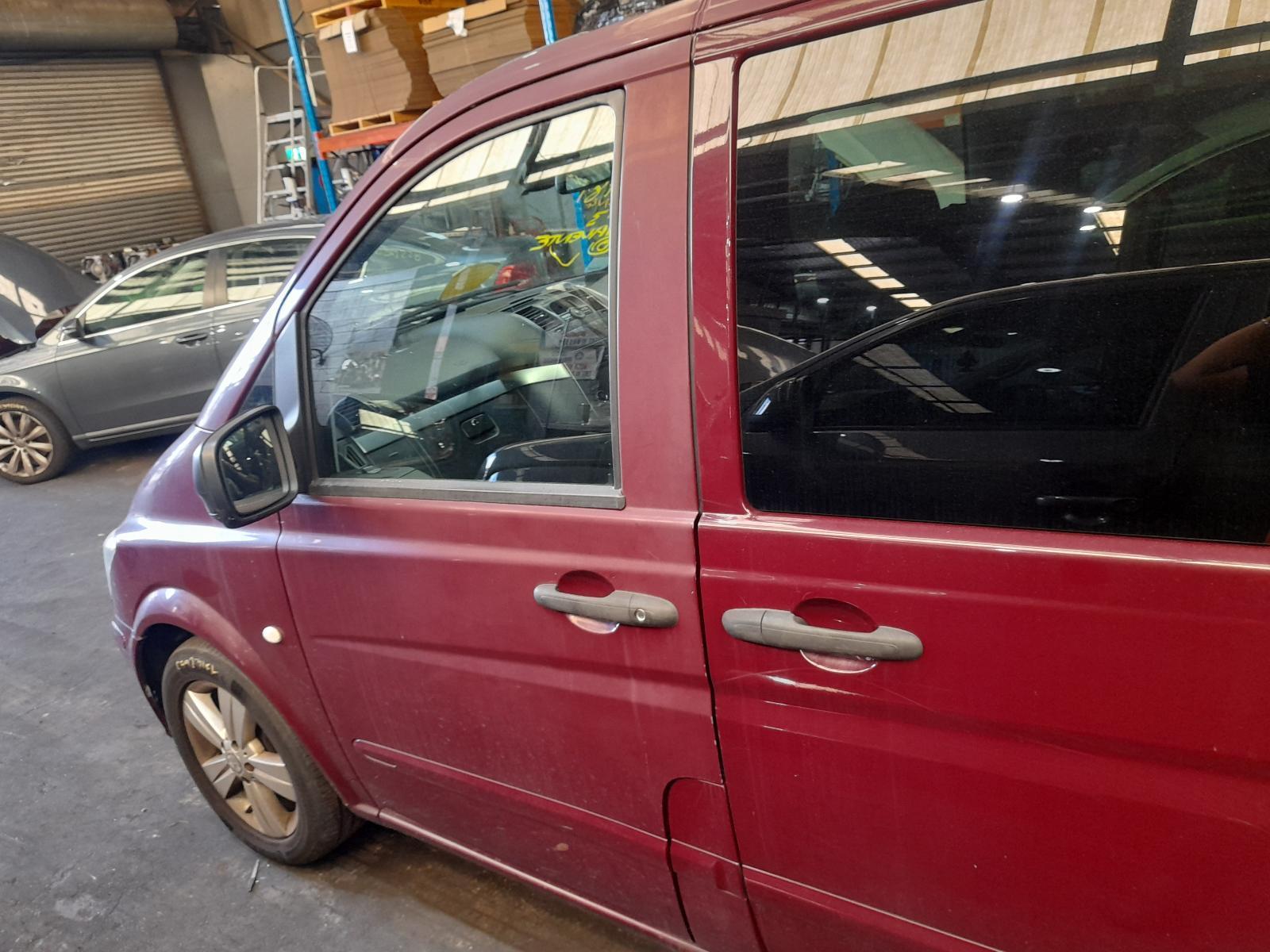 View Auto part Left Front Window Reg/Motor Mercedes Vito 2013