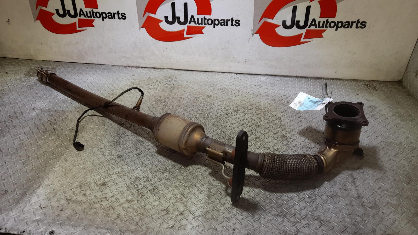 View Auto part Catalytic Converter Volkswagen Passat 2012