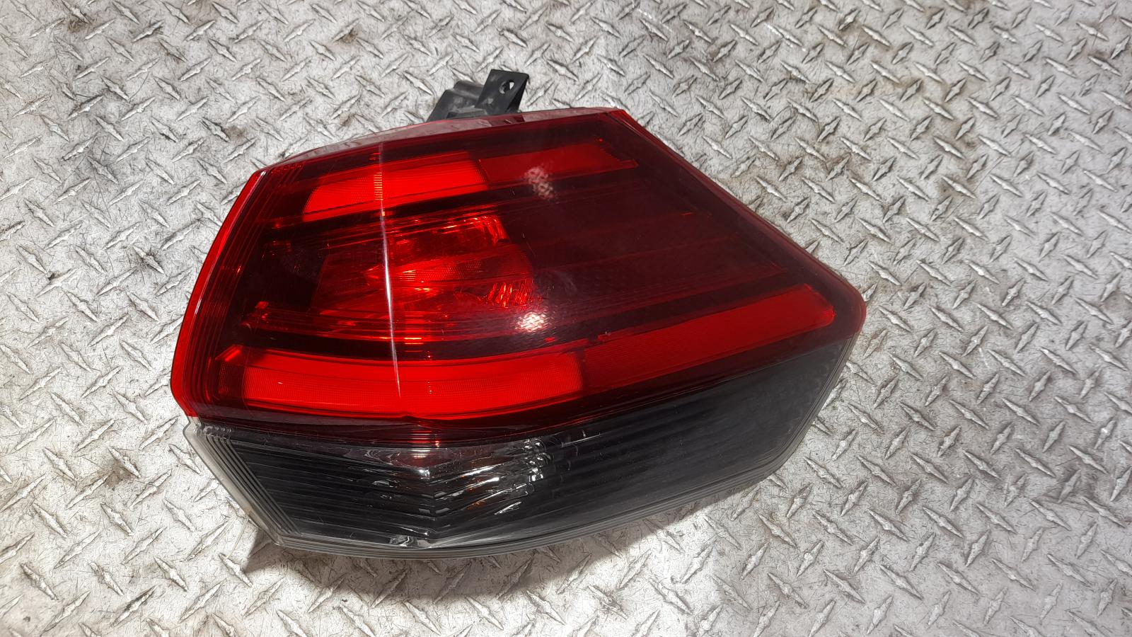 View Auto part Right Taillight Nissan Xtrail 2018